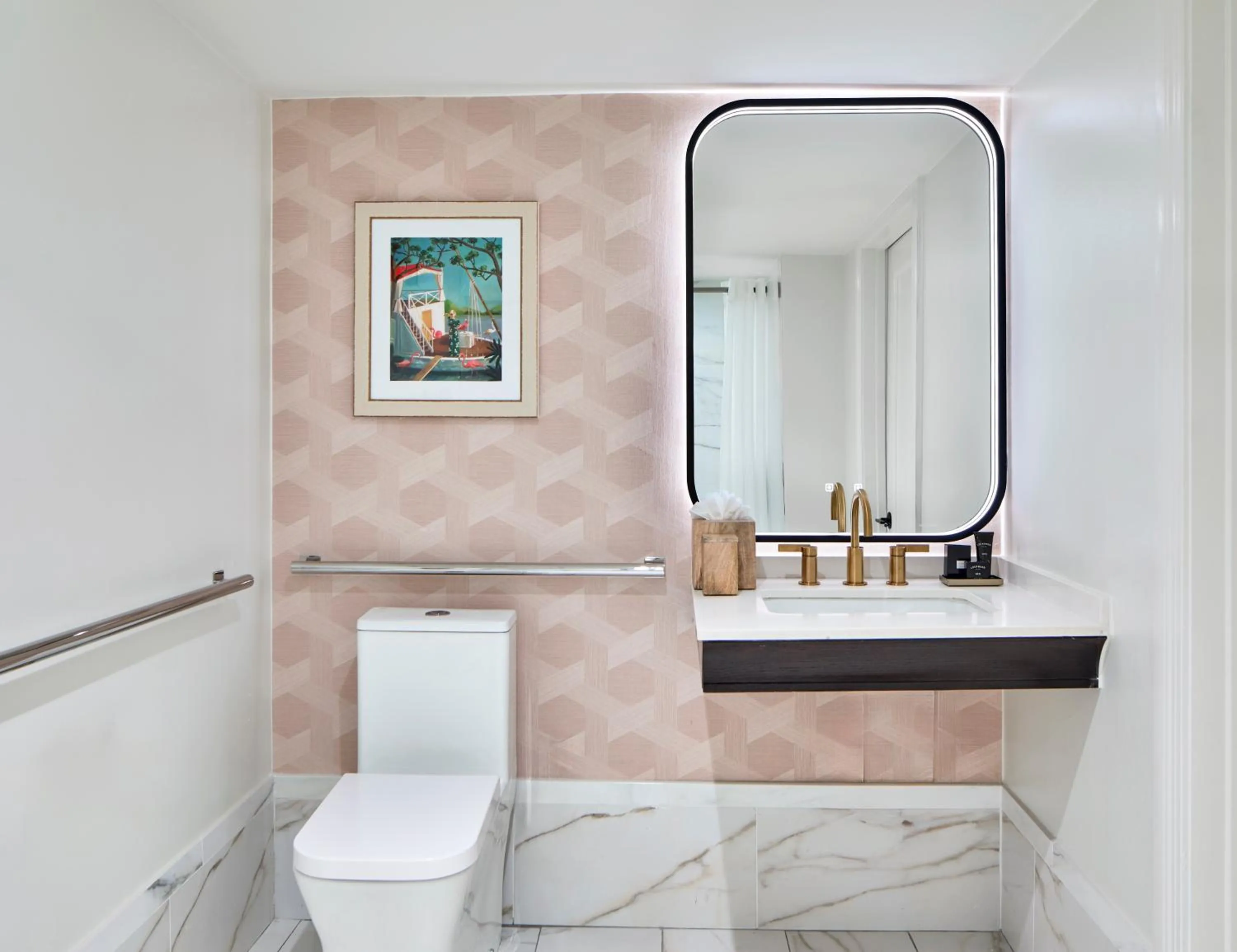 Bathroom in La Concha Key West, Autograph Collection