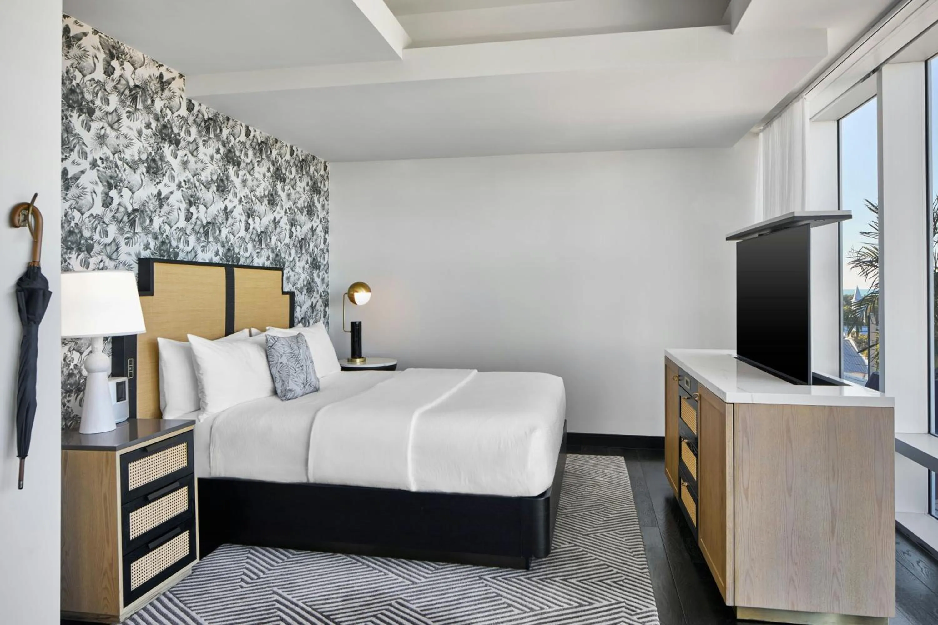 Bedroom, Bed in La Concha Key West, Autograph Collection