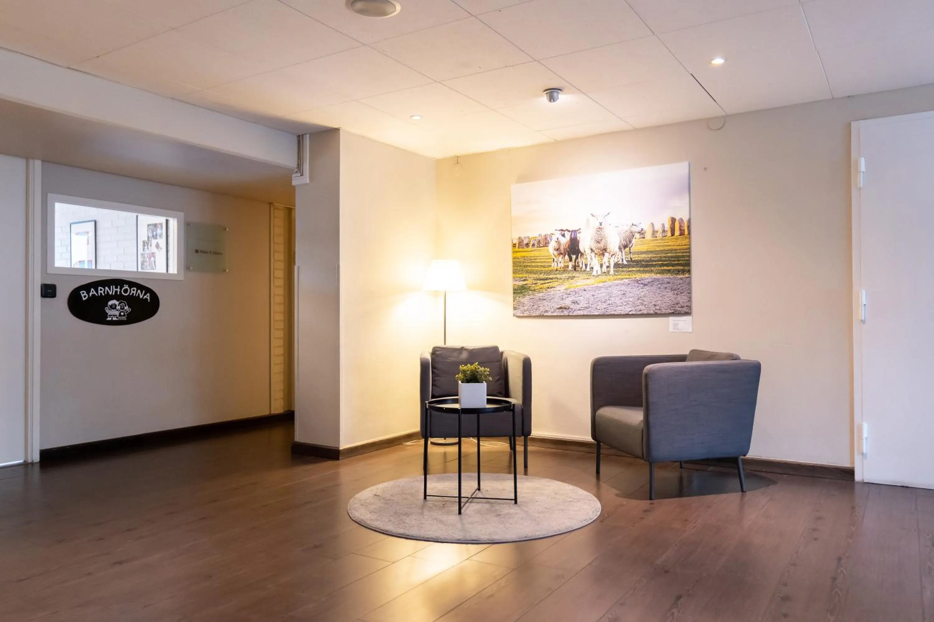 Seating area in Good Morning+ Malmö