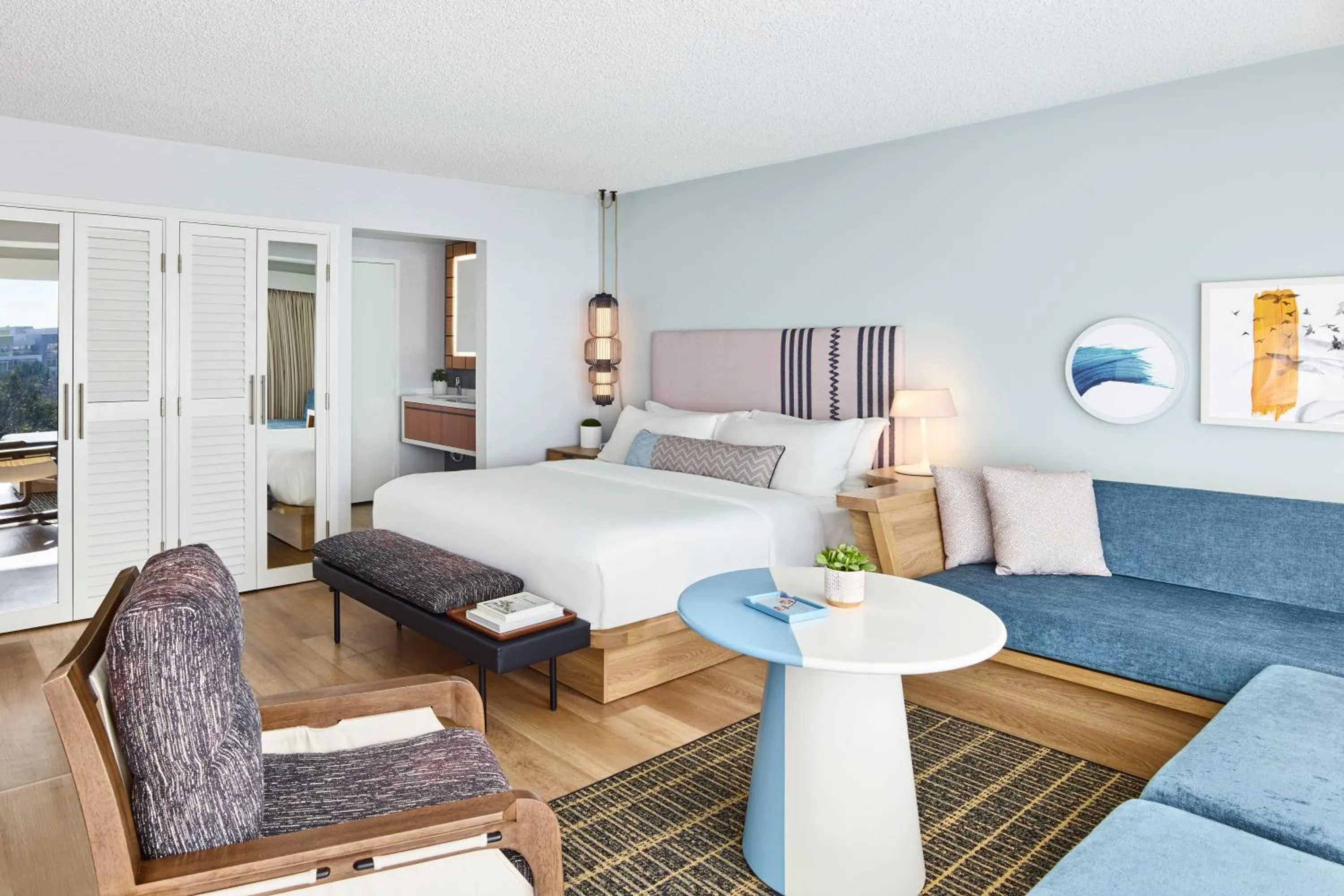 Bed in The Pierside Santa Monica