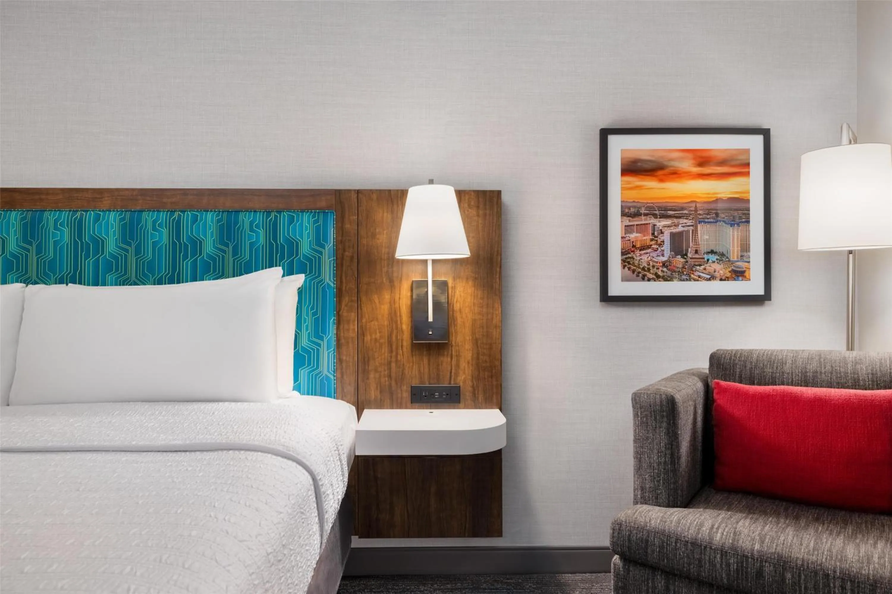 Bed in Hampton Inn Las Vegas/North Speedway