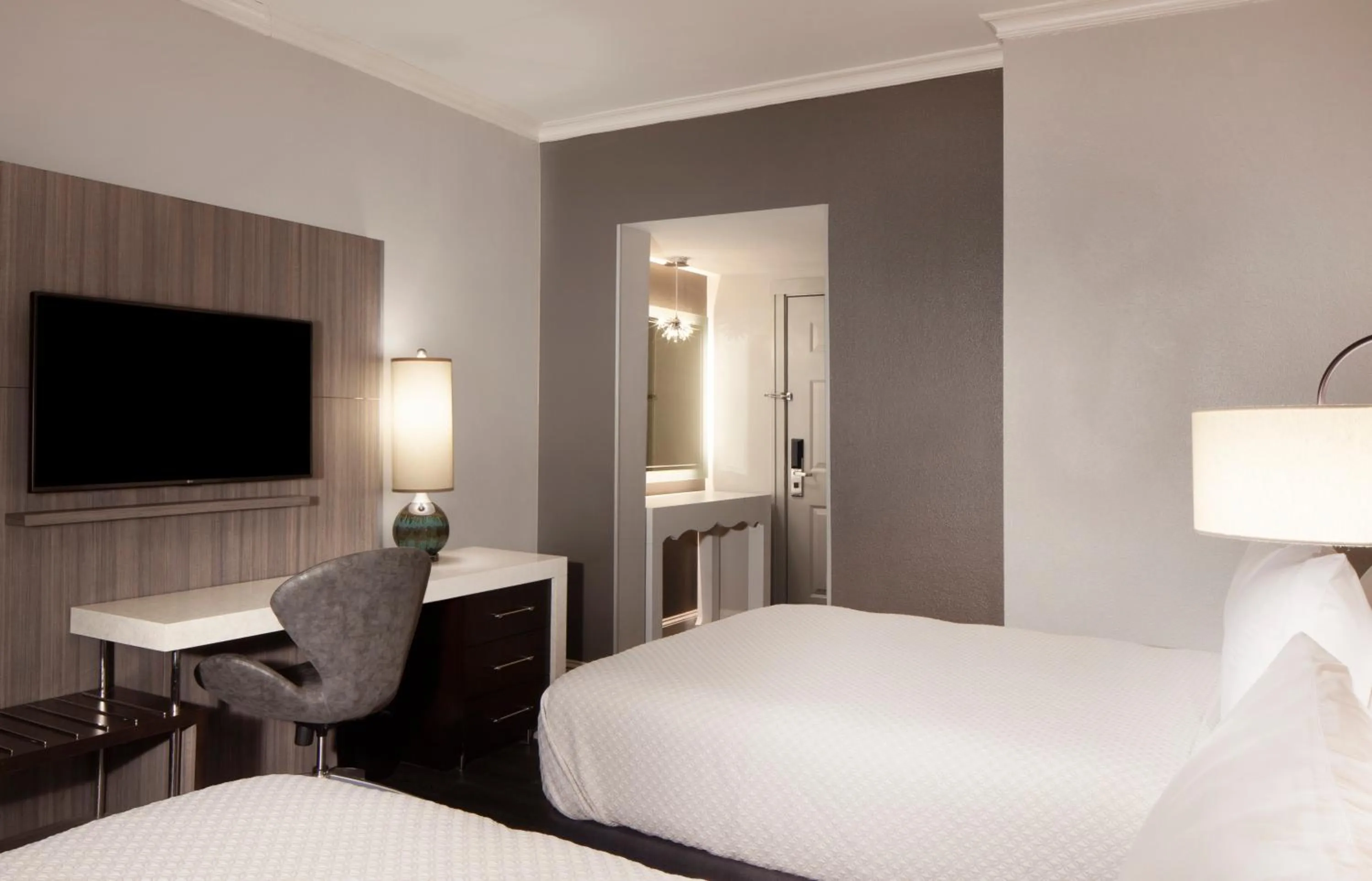 Bedroom, Bed in Hotel Indigo Atlanta Midtown by IHG