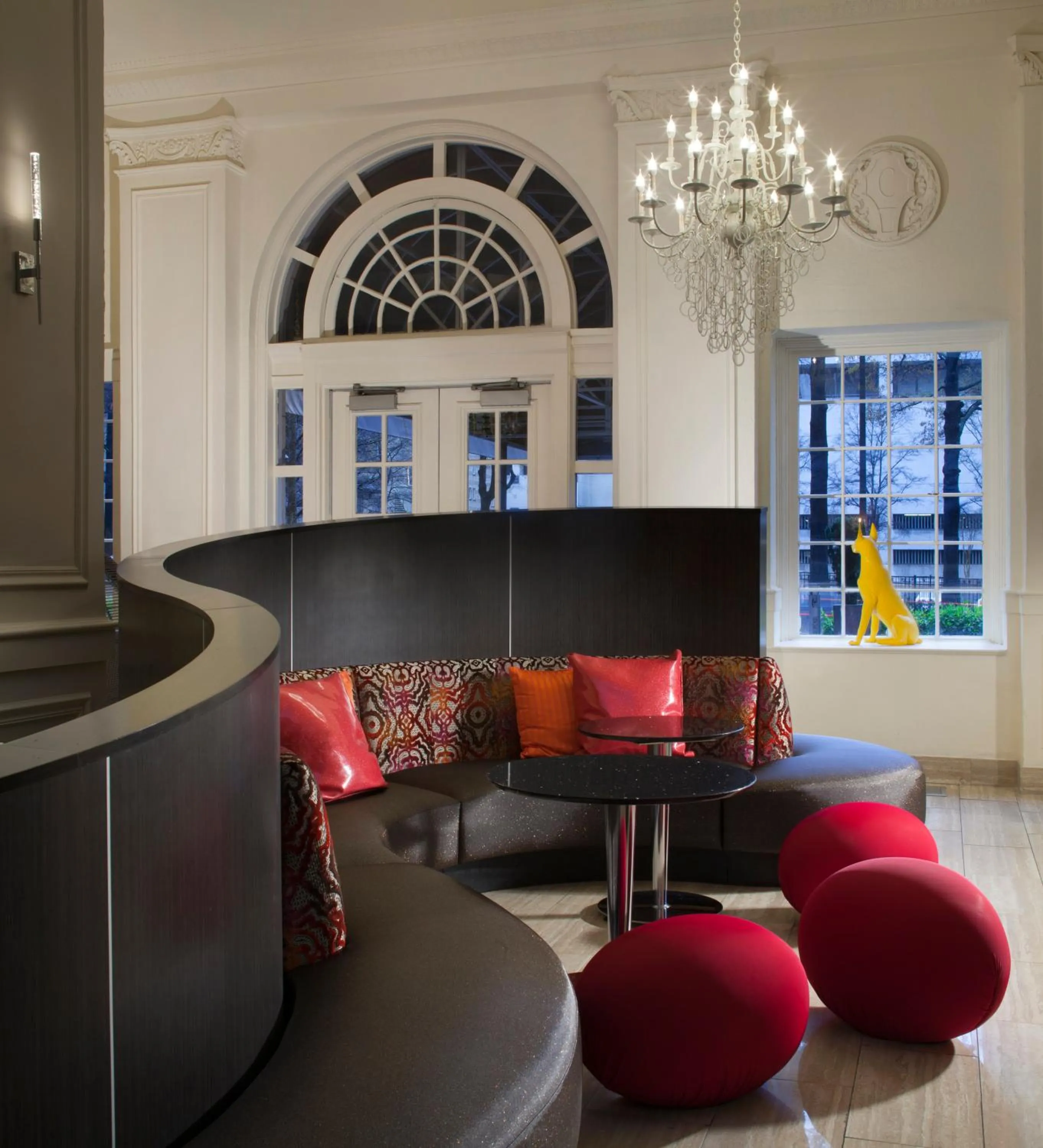 Lounge or bar in Hotel Indigo Atlanta Midtown by IHG