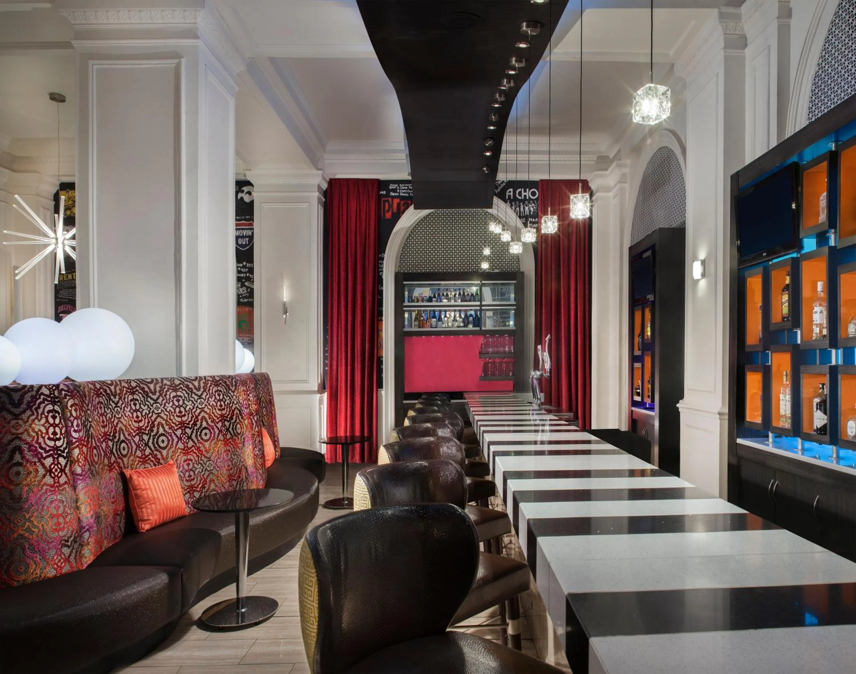 Lounge or bar in Hotel Indigo Atlanta Midtown by IHG