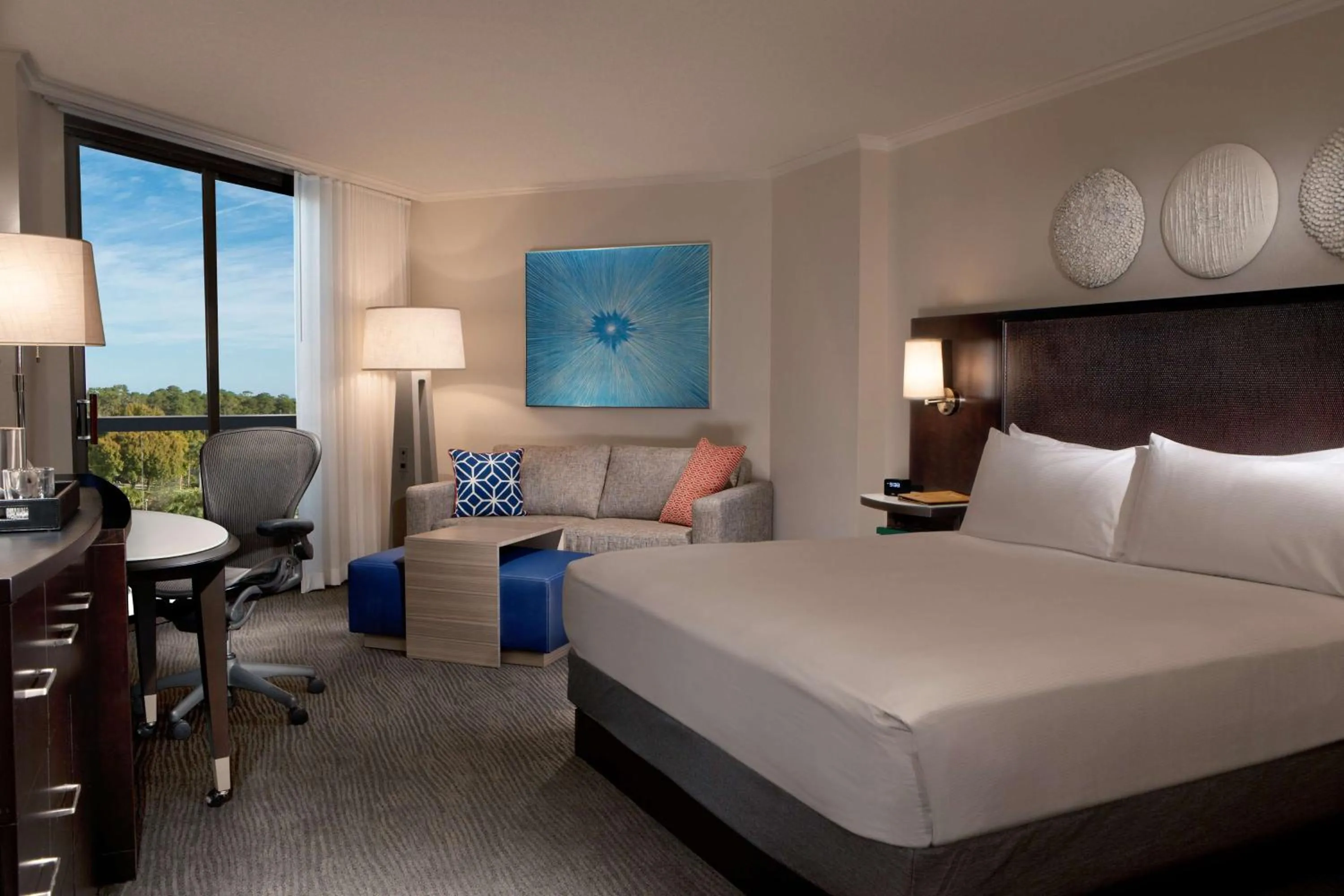 Bedroom, Bed in Hilton Orlando Buena Vista Palace - Disney Springs Area