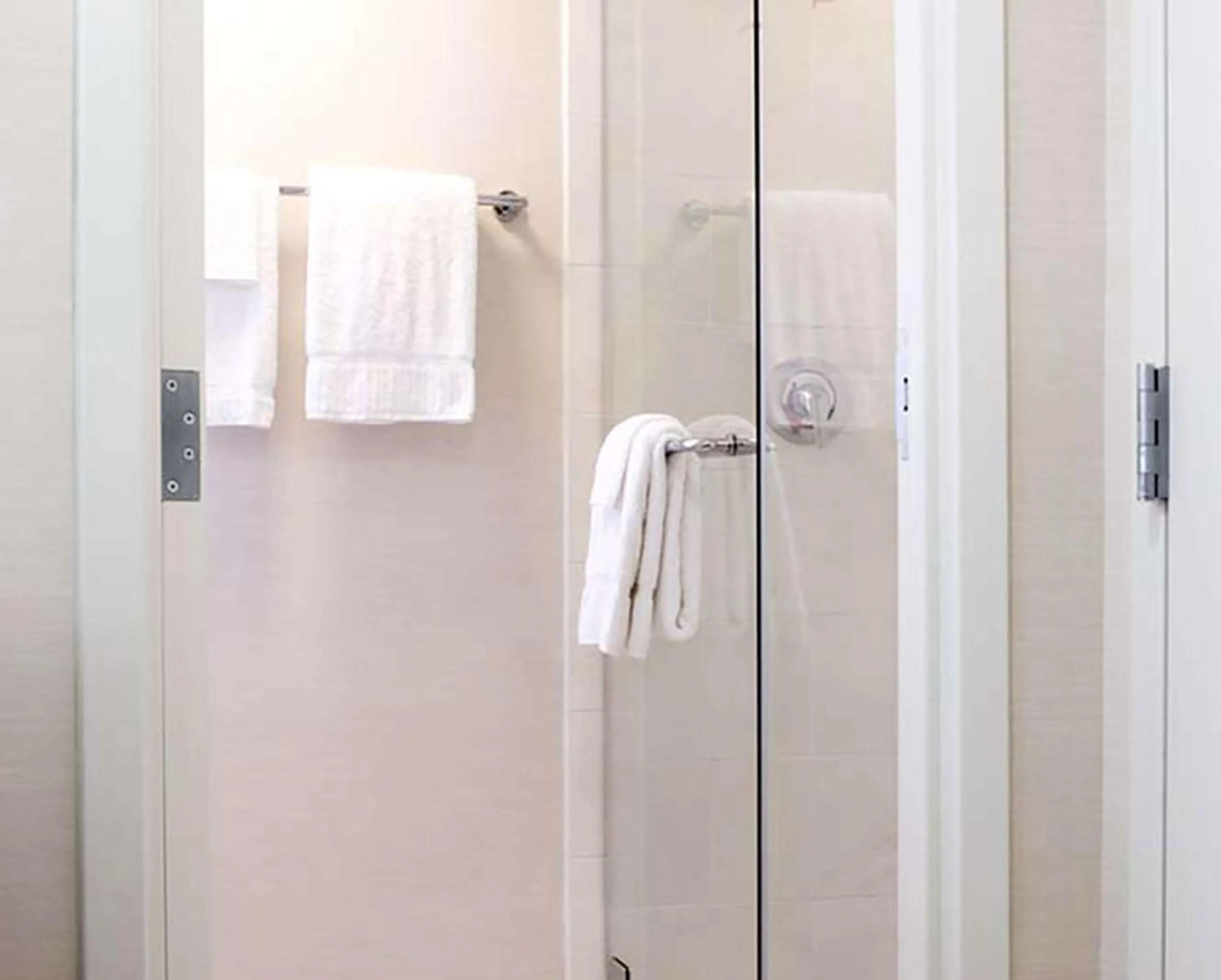 Bathroom in Hilton Orlando Buena Vista Palace - Disney Springs Area