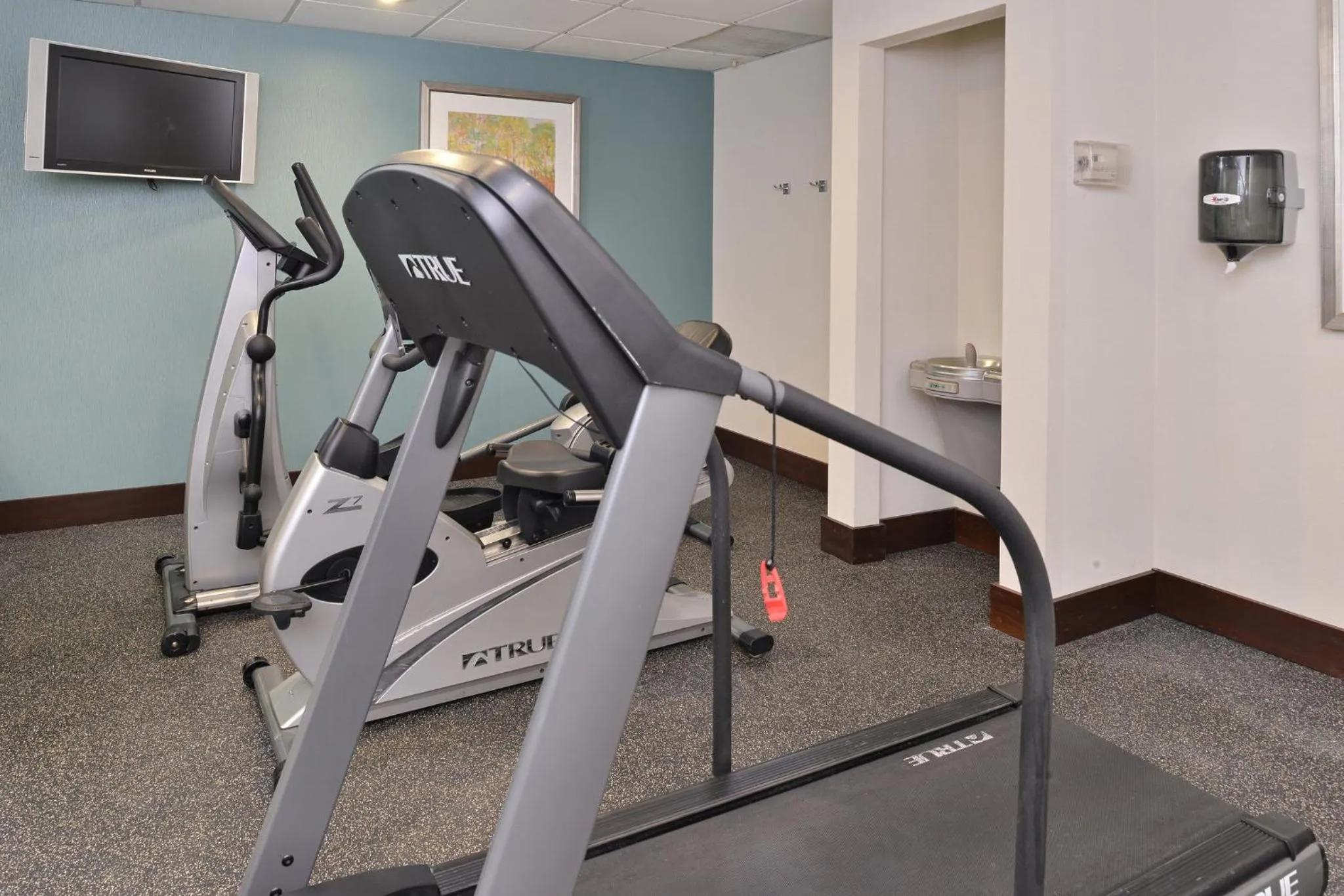 Fitness centre/facilities in Holiday Inn Express Fresno River Park Highway 41 by IHG