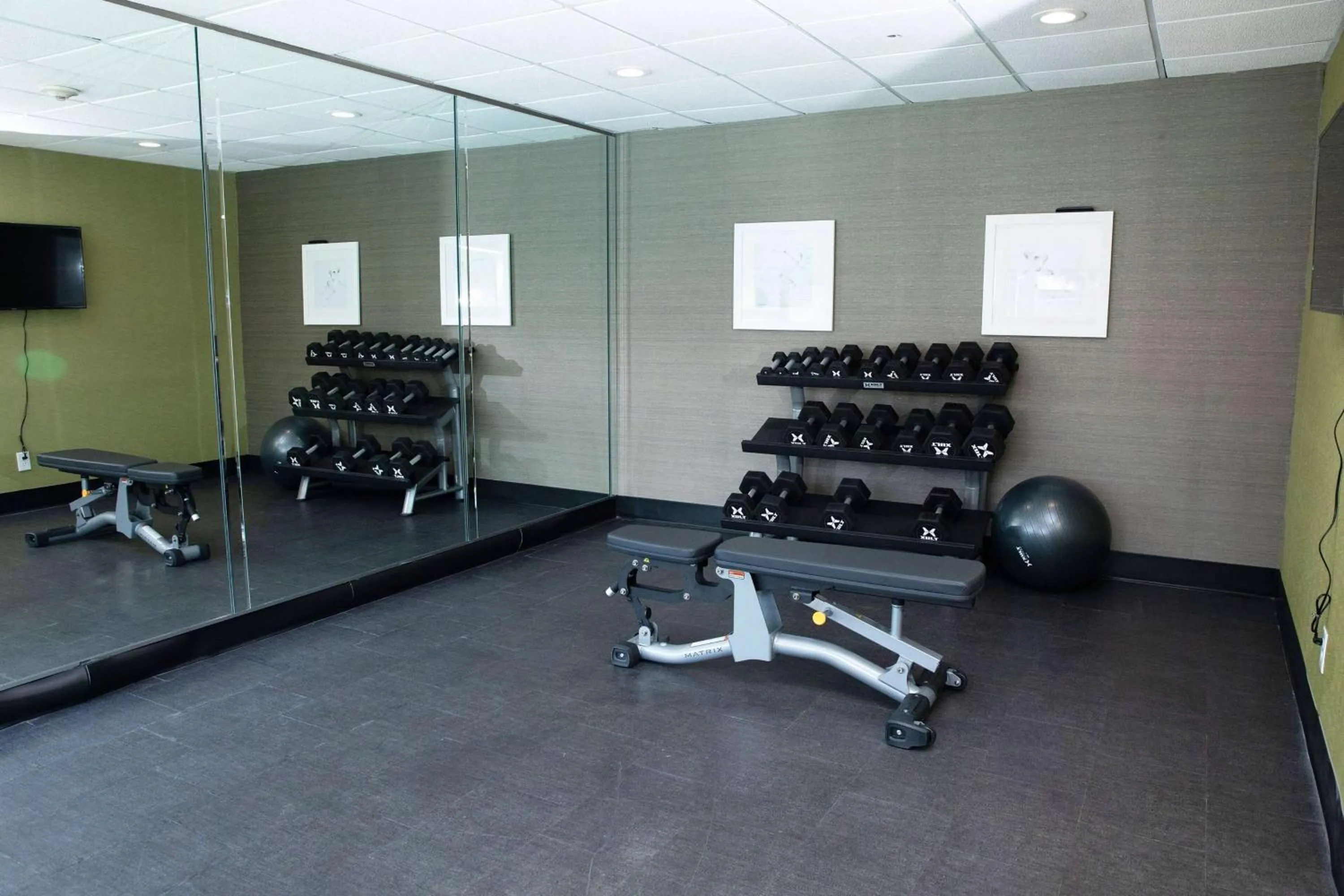 Fitness centre/facilities in Wyndham Houston Hobby Airport