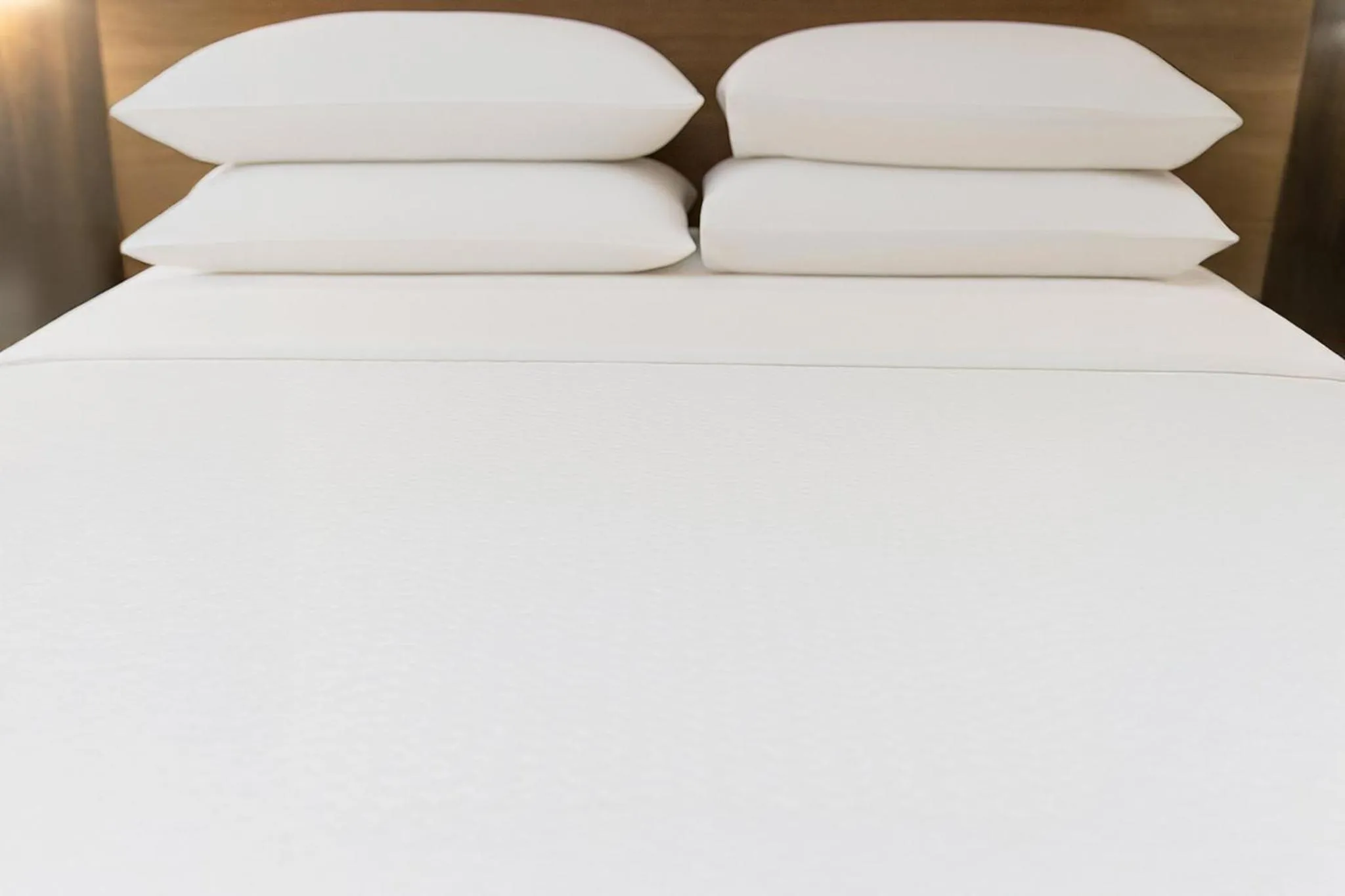 Photo of the whole room, Bed in Holiday Inn Express Hotel & Suites Pittsburgh-South Side by IHG