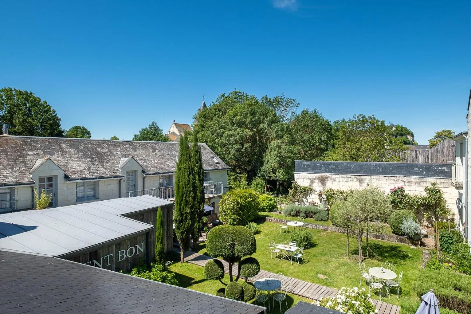 Garden view in La Marine de Loire Hôtel & Spa