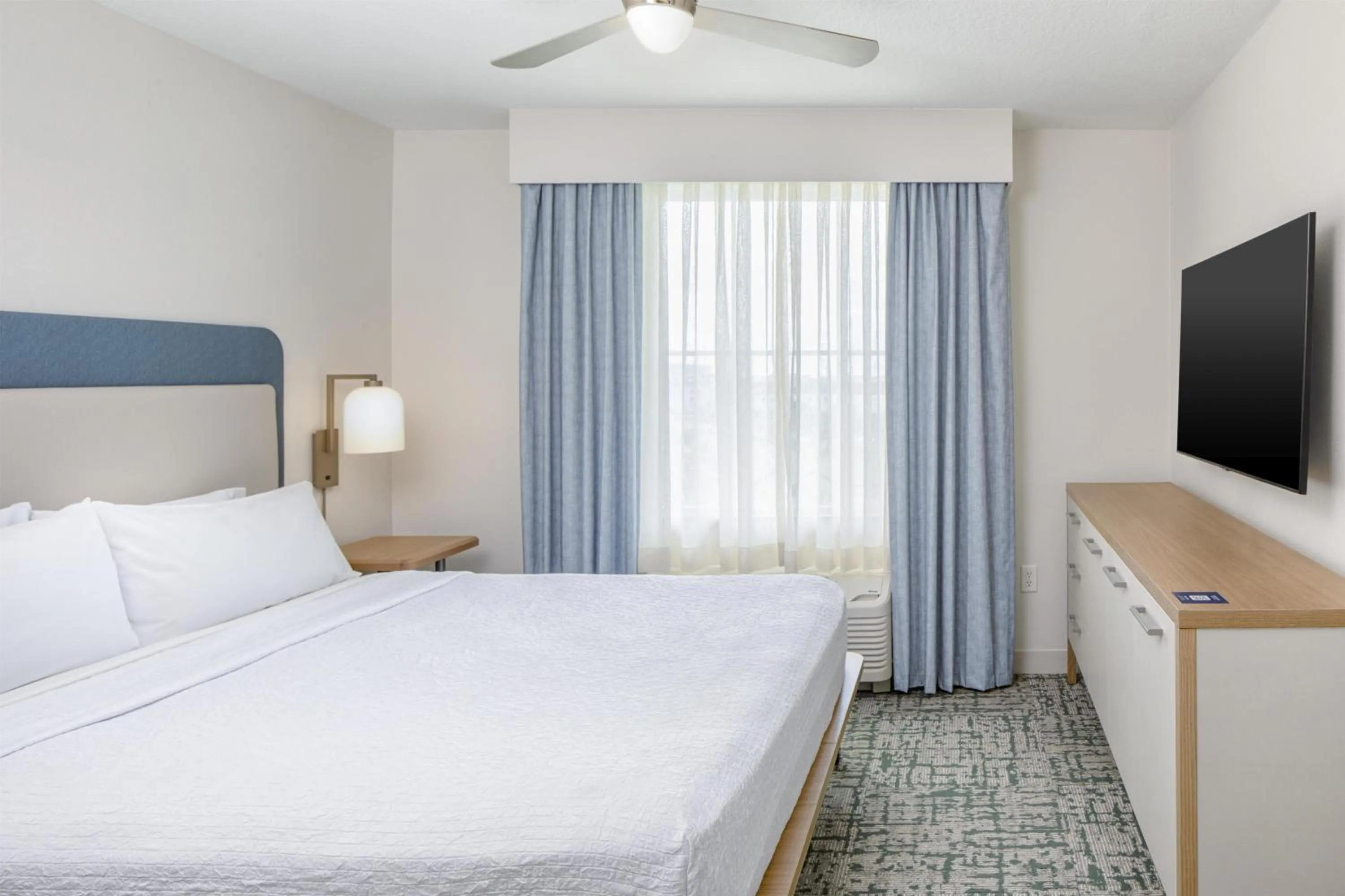 Bed in Homewood Suites by Hilton Lake Buena Vista Orlando - Newly Renovated!