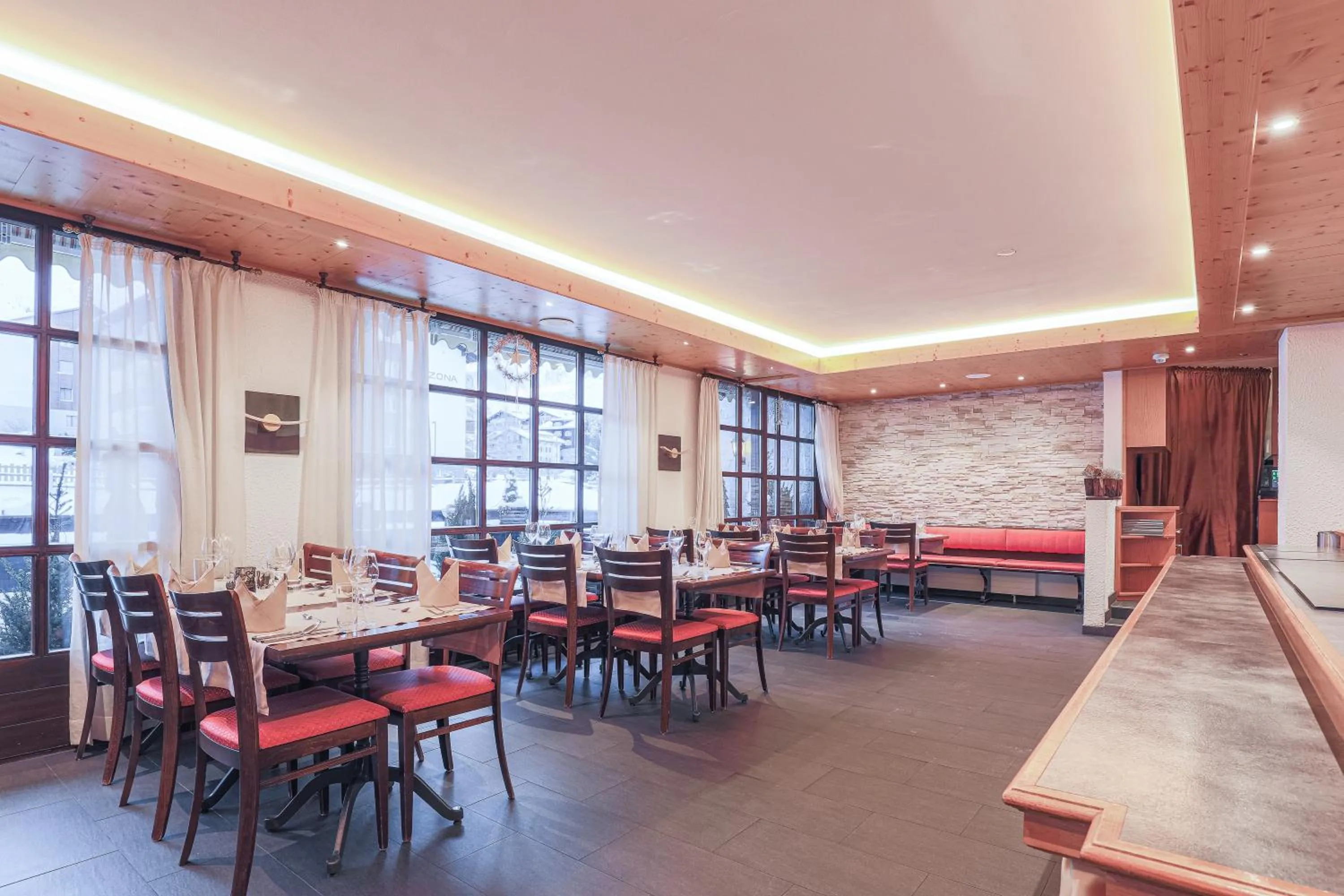 Restaurant/places to eat in Hotel Alpin Superior