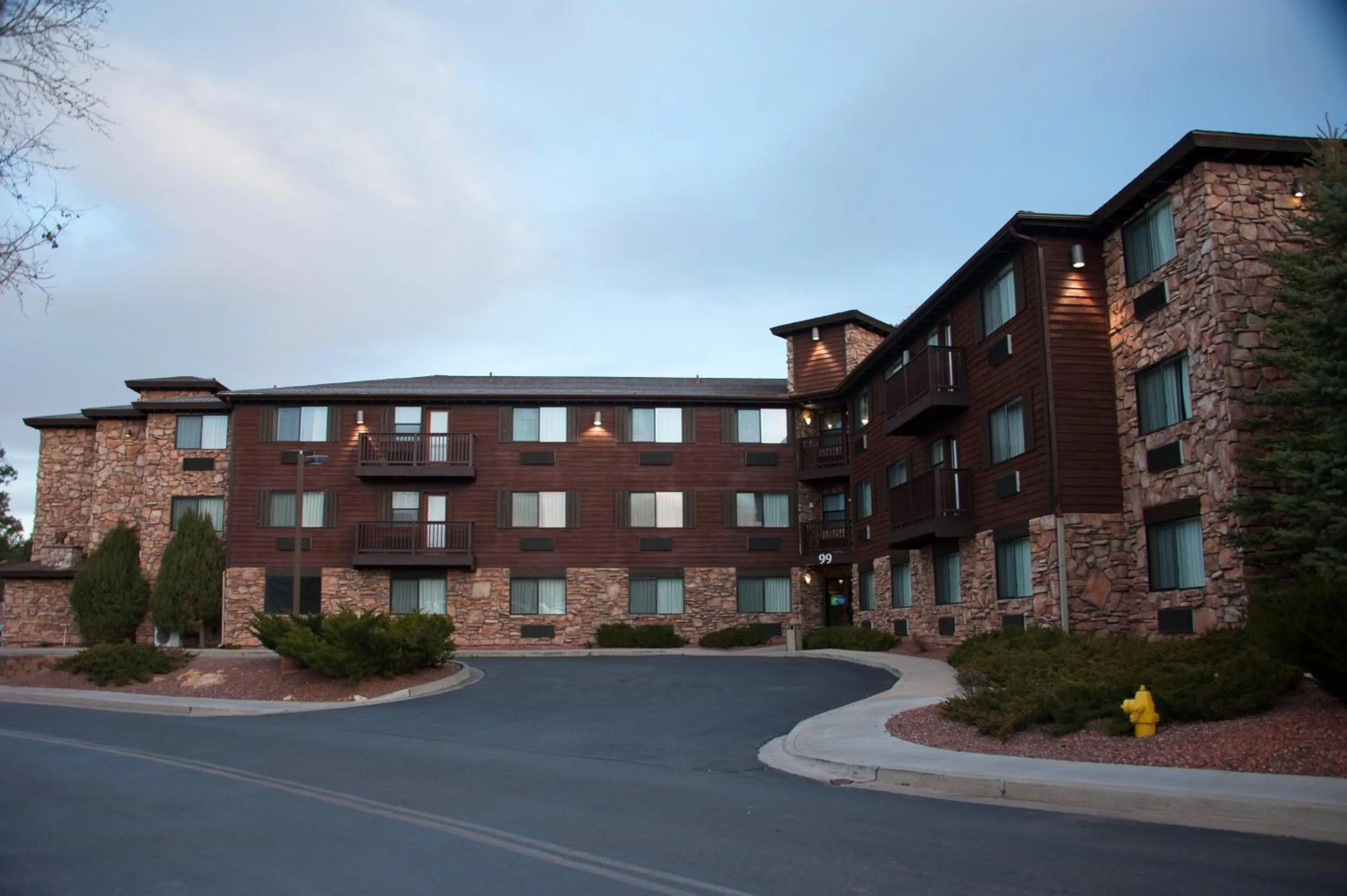 Property building in Grand Canyon Hotel & Suites
