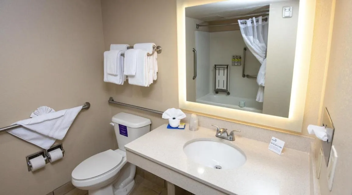 Grand Canyon Hotel & Suites