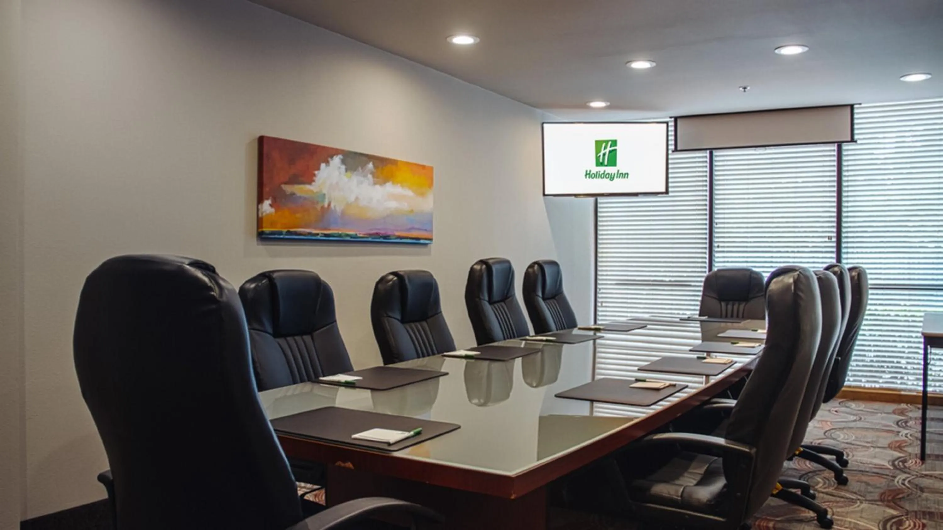 Meeting/conference room in Holiday Inn Hotel Atlanta-Tucker, a Full Service Hotel