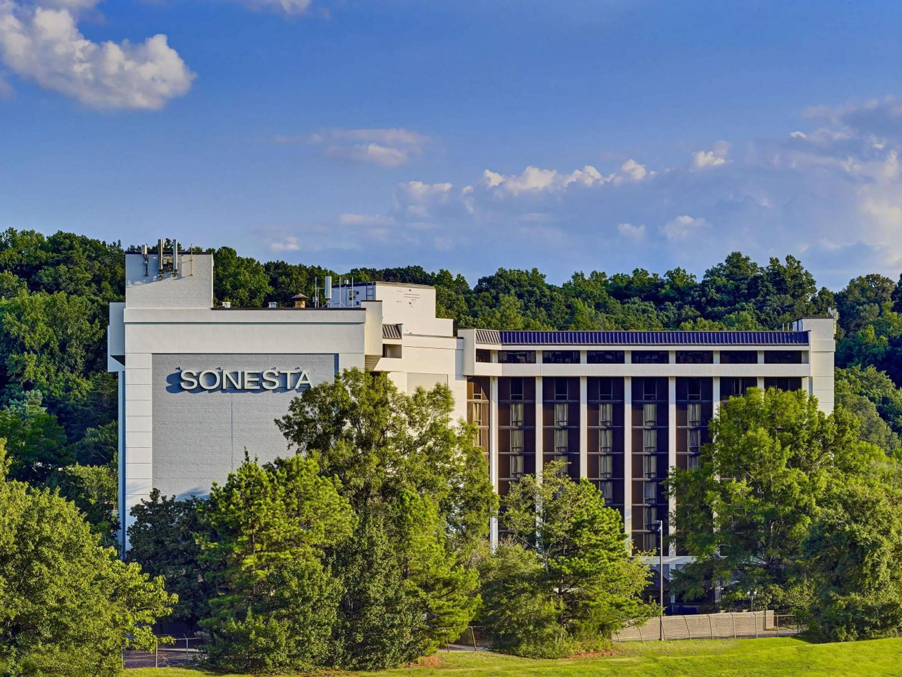 Property building in Sonesta Atlanta Northwest Galleria - Marietta