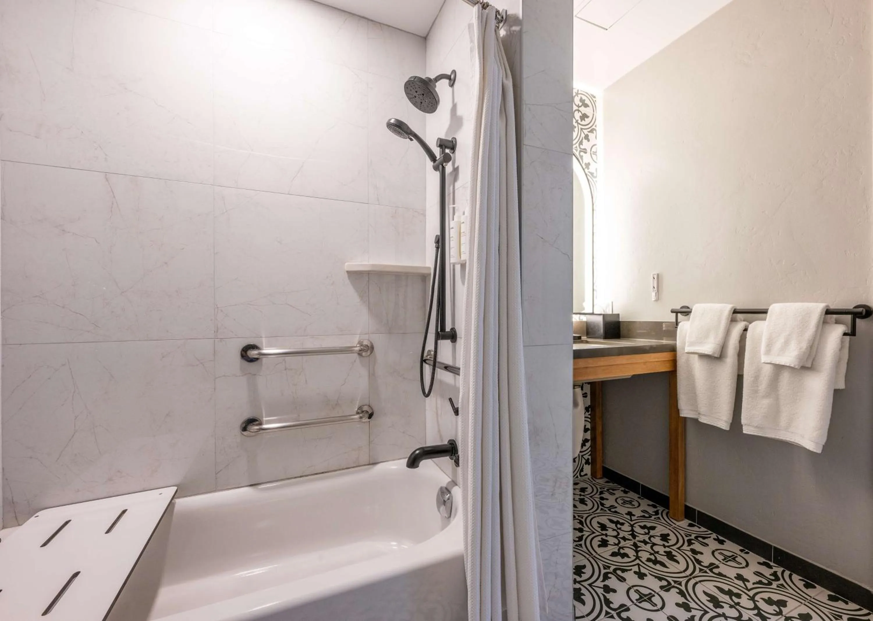 Bathroom in Hotel Virginia Santa Barbara, Tapestry Collection by Hilton