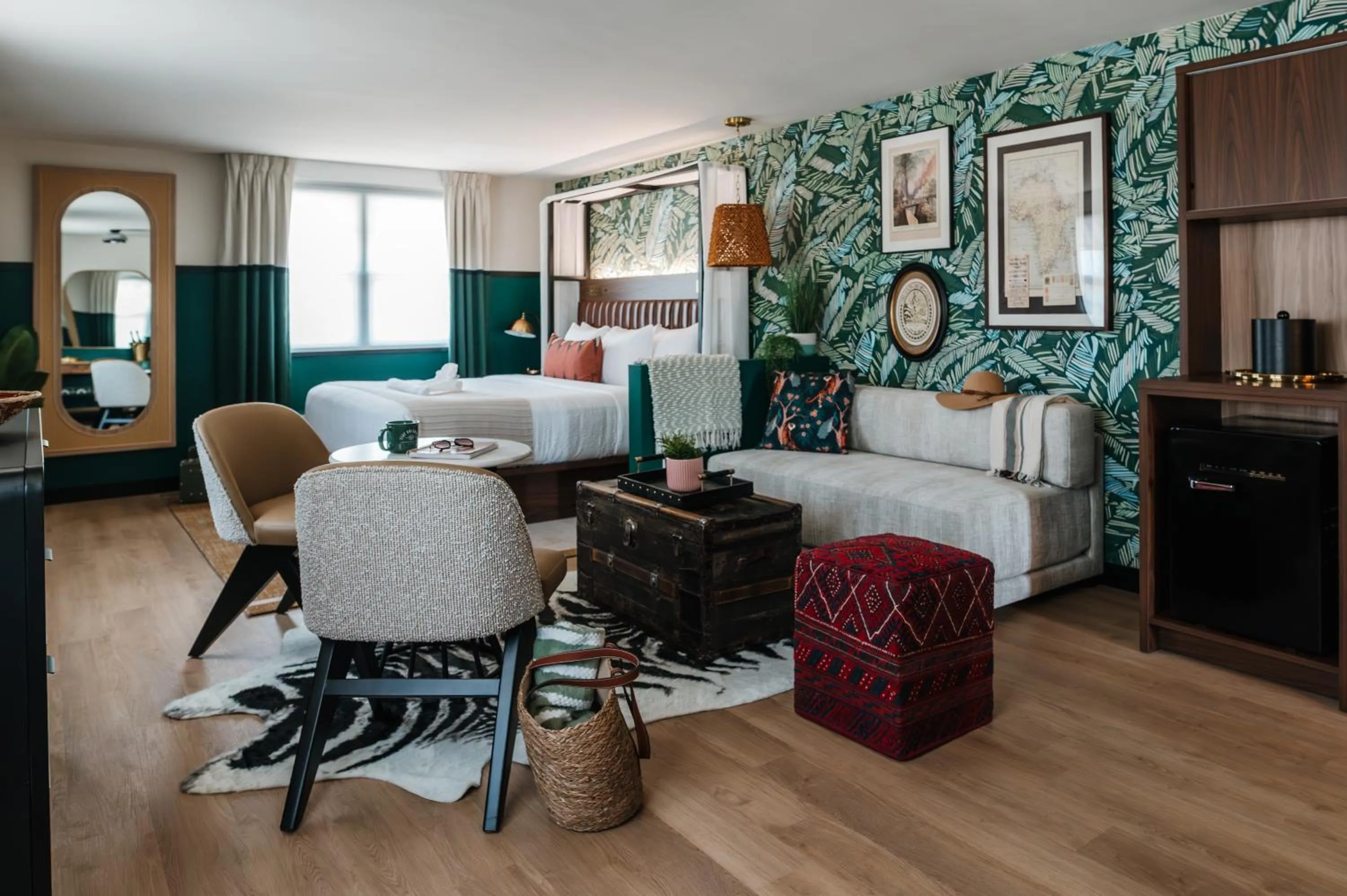 Seating area, Bed in UNCOMMONER HOTEL by Reverie Boutique Collection