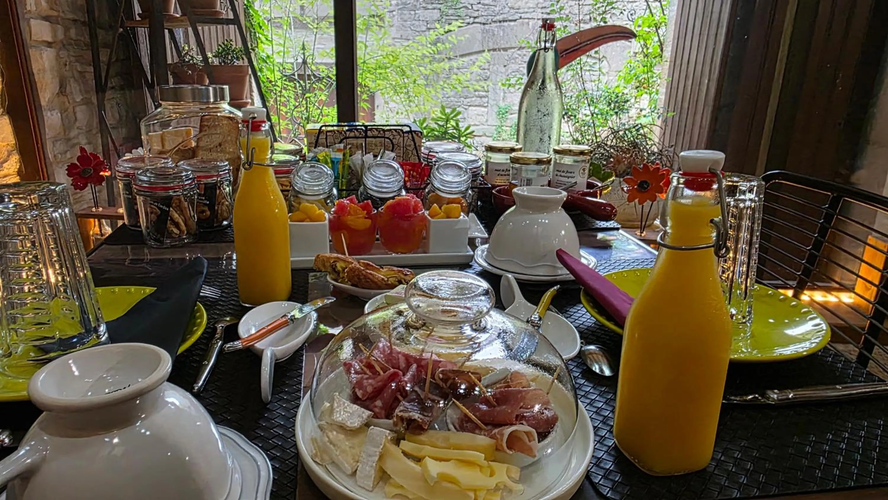 Breakfast in D'Ici et D'Ailleurs