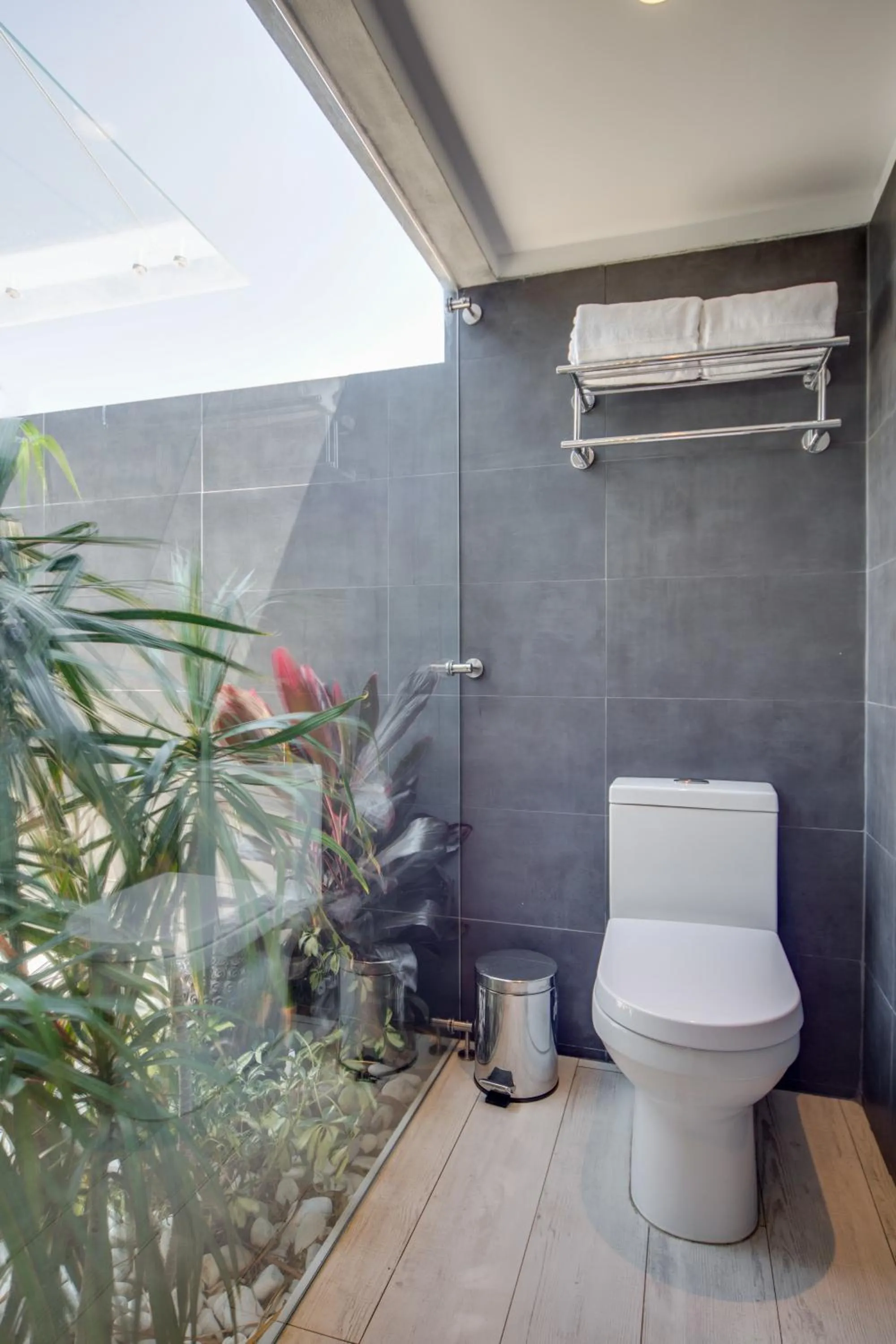 Toilet in Ocean Z Boutique Hotel