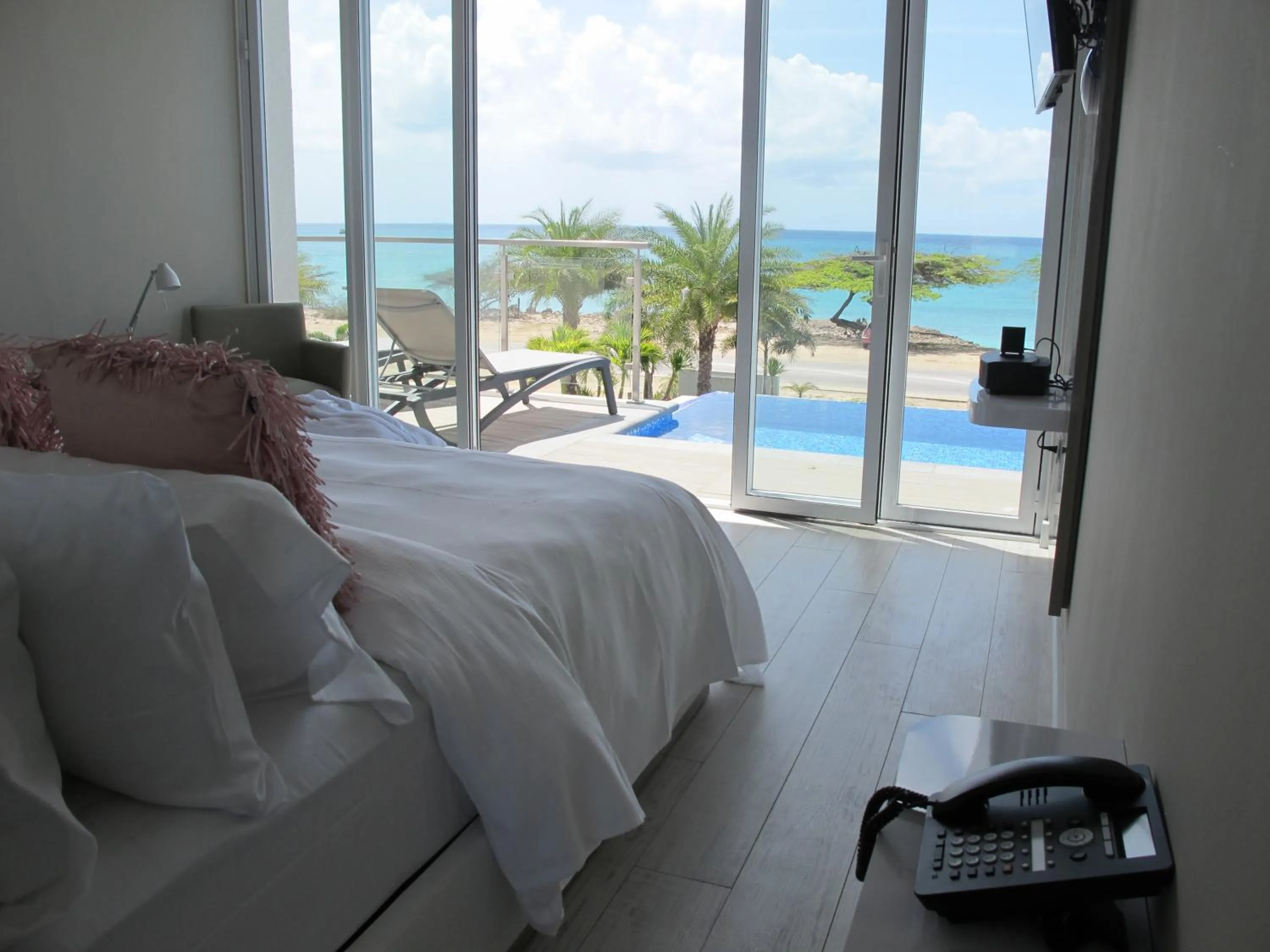 Balcony/Terrace, Bed in Ocean Z Boutique Hotel