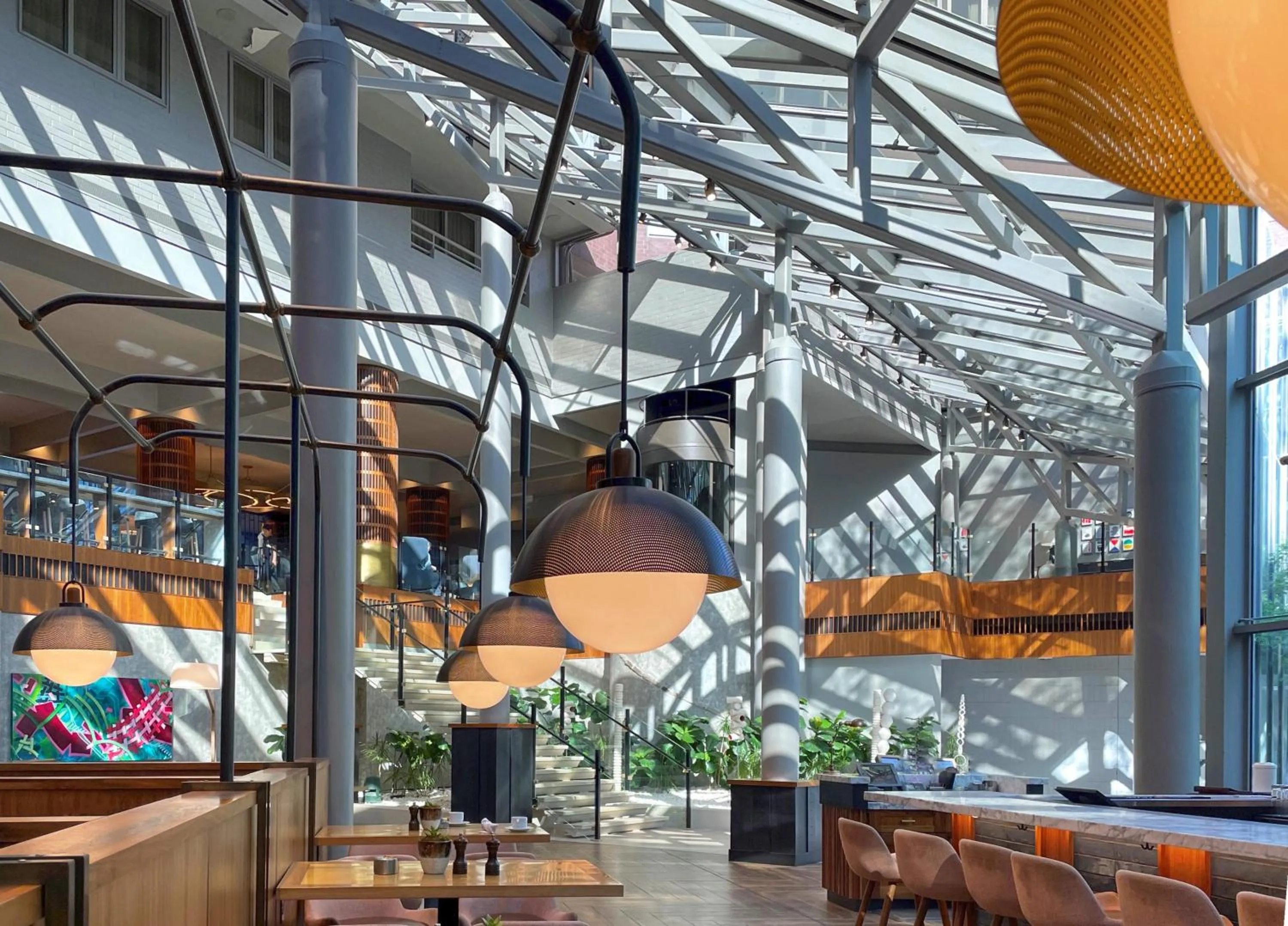 Restaurant/places to eat in Crowne Plaza Atlanta Perimeter at Ravinia by IHG