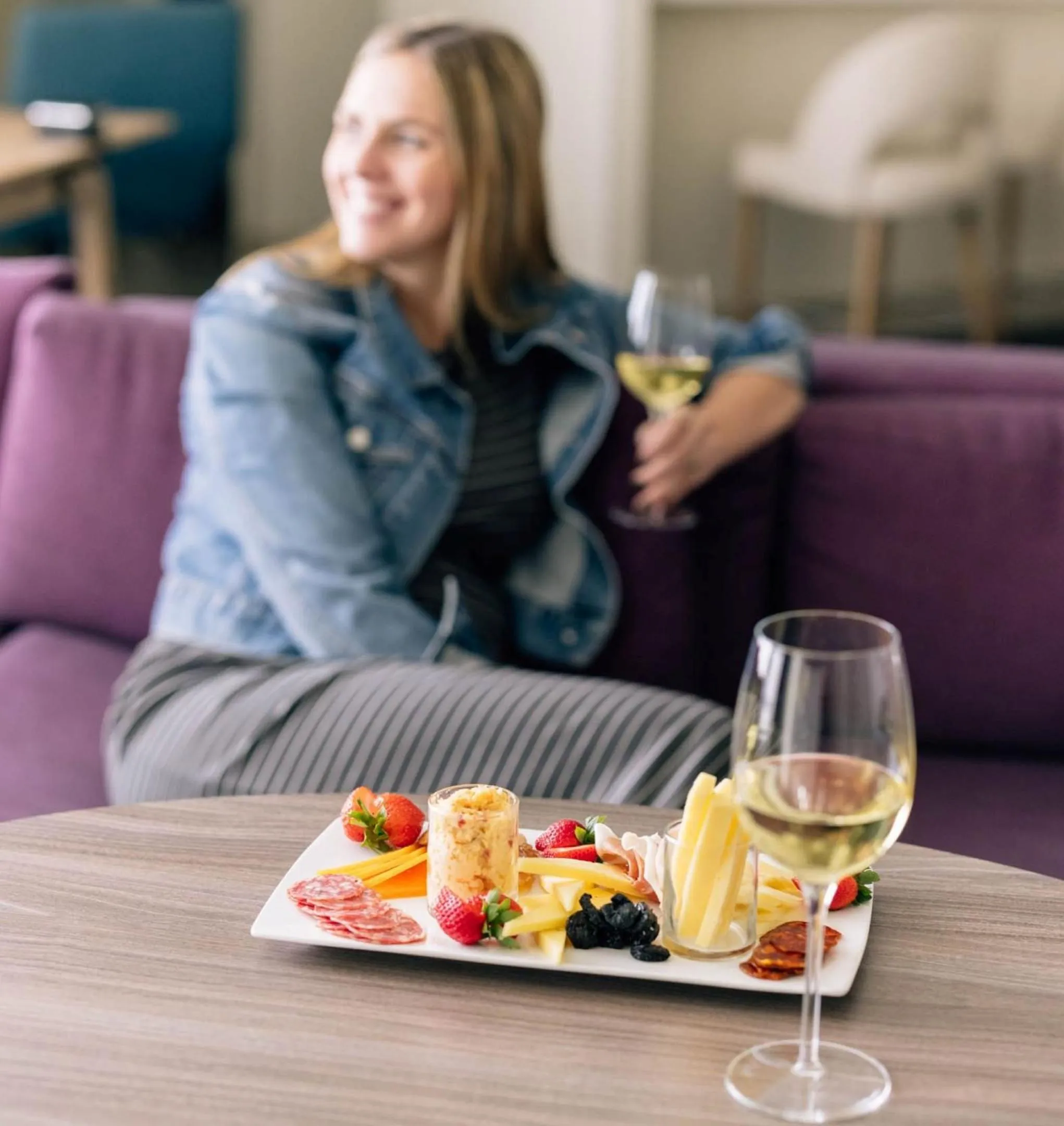 Photo of the whole room in Crowne Plaza Atlanta Perimeter at Ravinia by IHG