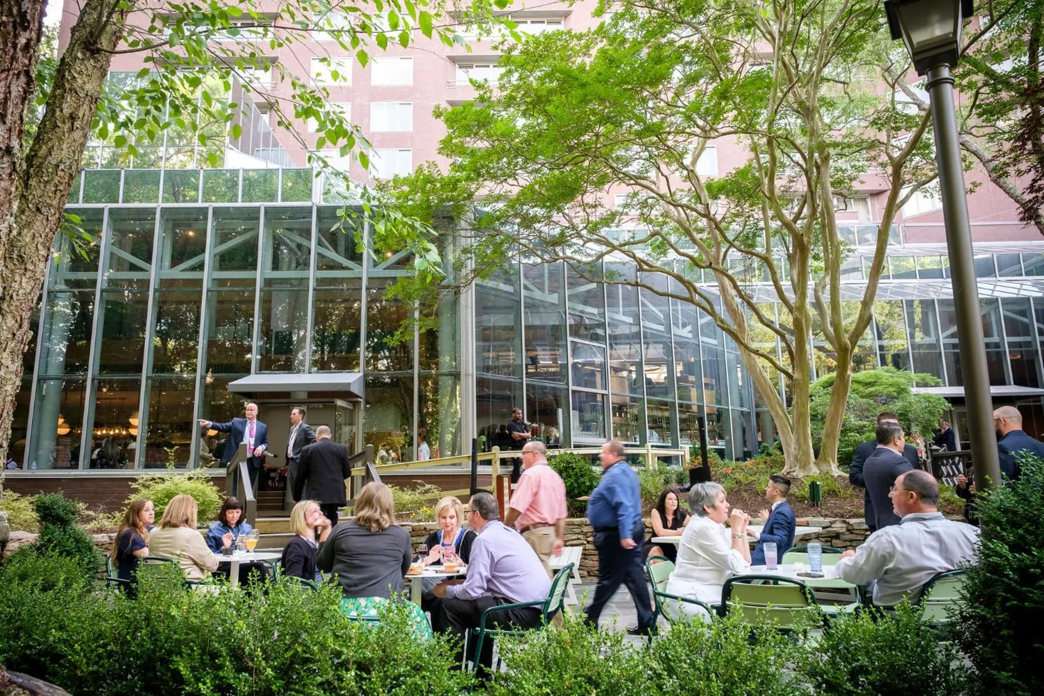 Restaurant/places to eat in Crowne Plaza Atlanta Perimeter at Ravinia by IHG
