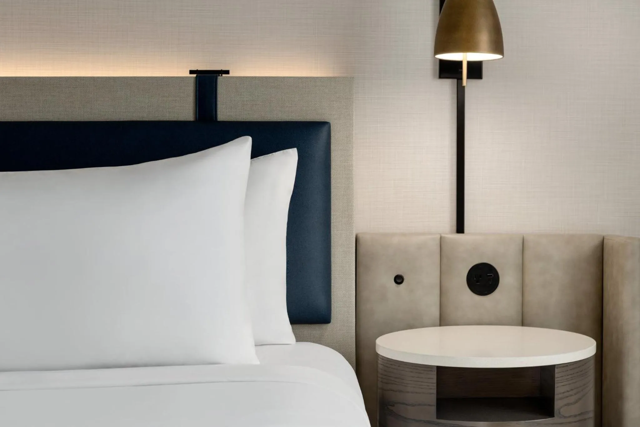 Standard Room in Crowne Plaza Seattle Newly Renovated with No Resort Fee