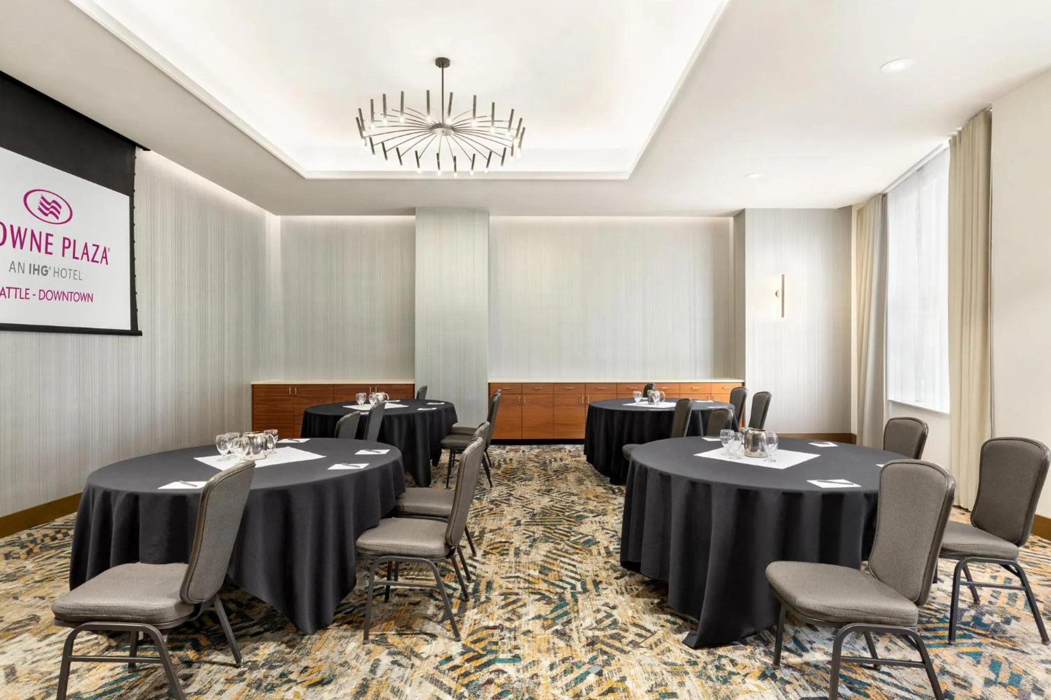 Meeting/conference room in Crowne Plaza Seattle Newly Renovated with No Resort Fee