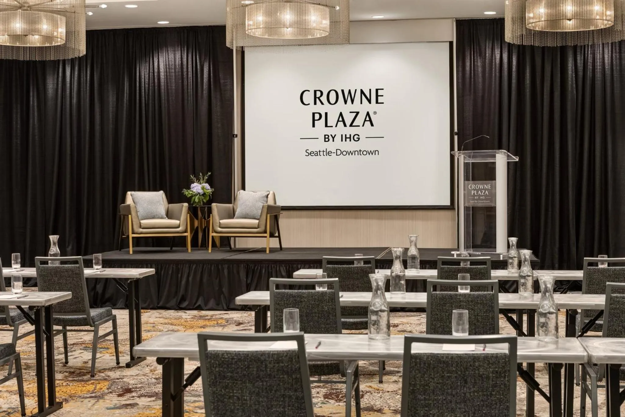Banquet/Function facilities in Crowne Plaza Seattle - Newly Renovated - an IHG Hotel