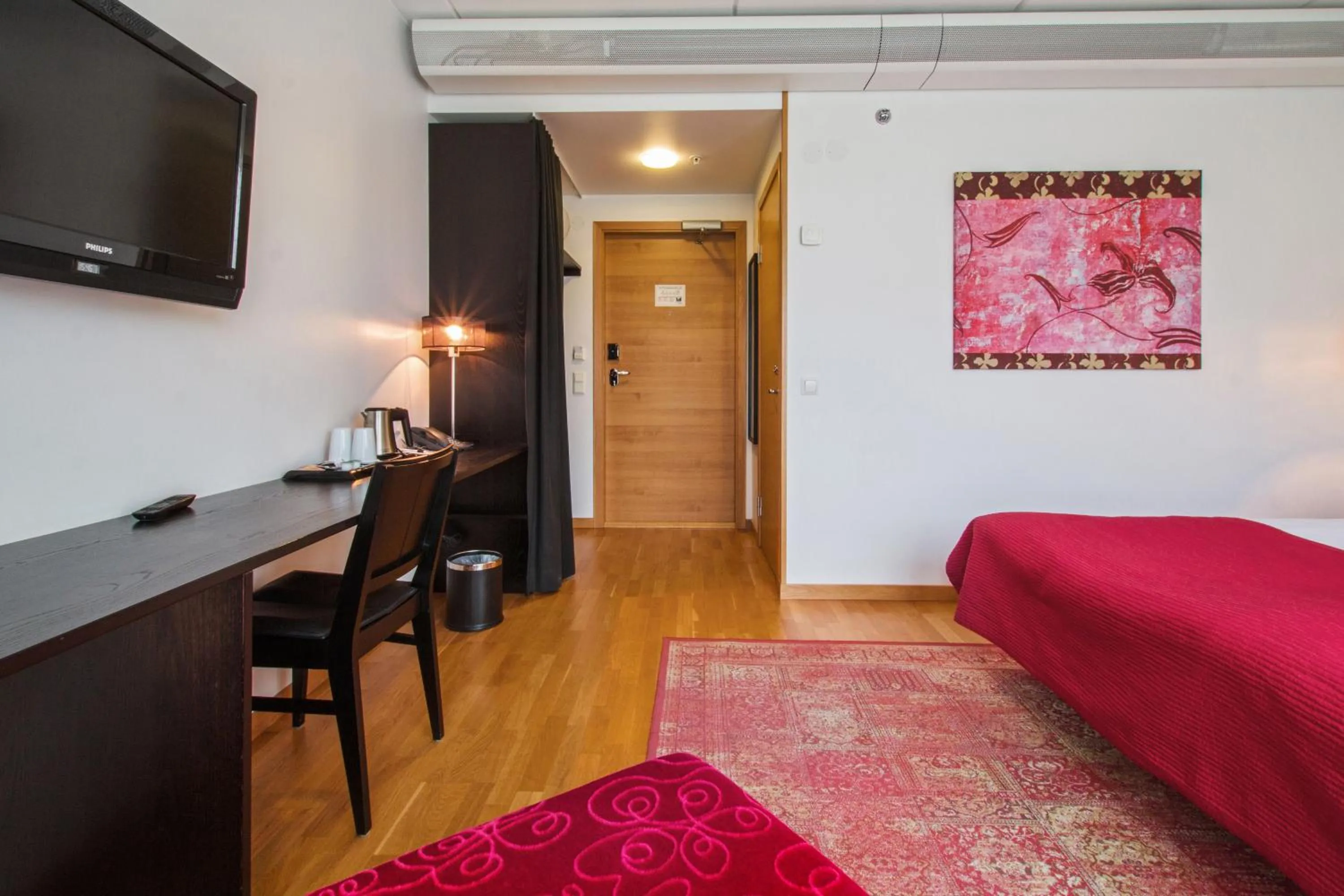 Photo of the whole room, Bed in Best Western Plus Time Hotel