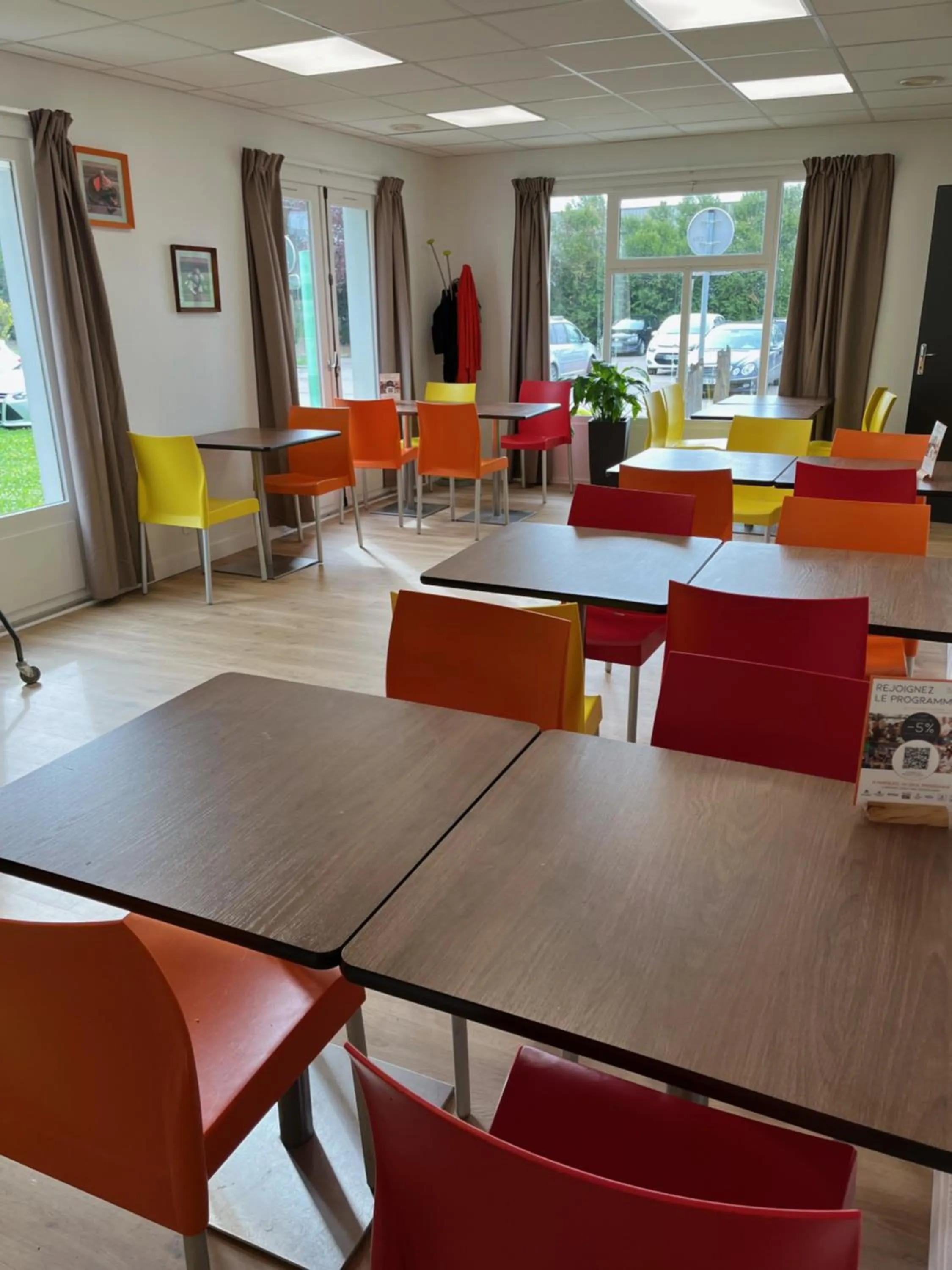 Restaurant/places to eat in Première Classe Troyes Sud - Buchères