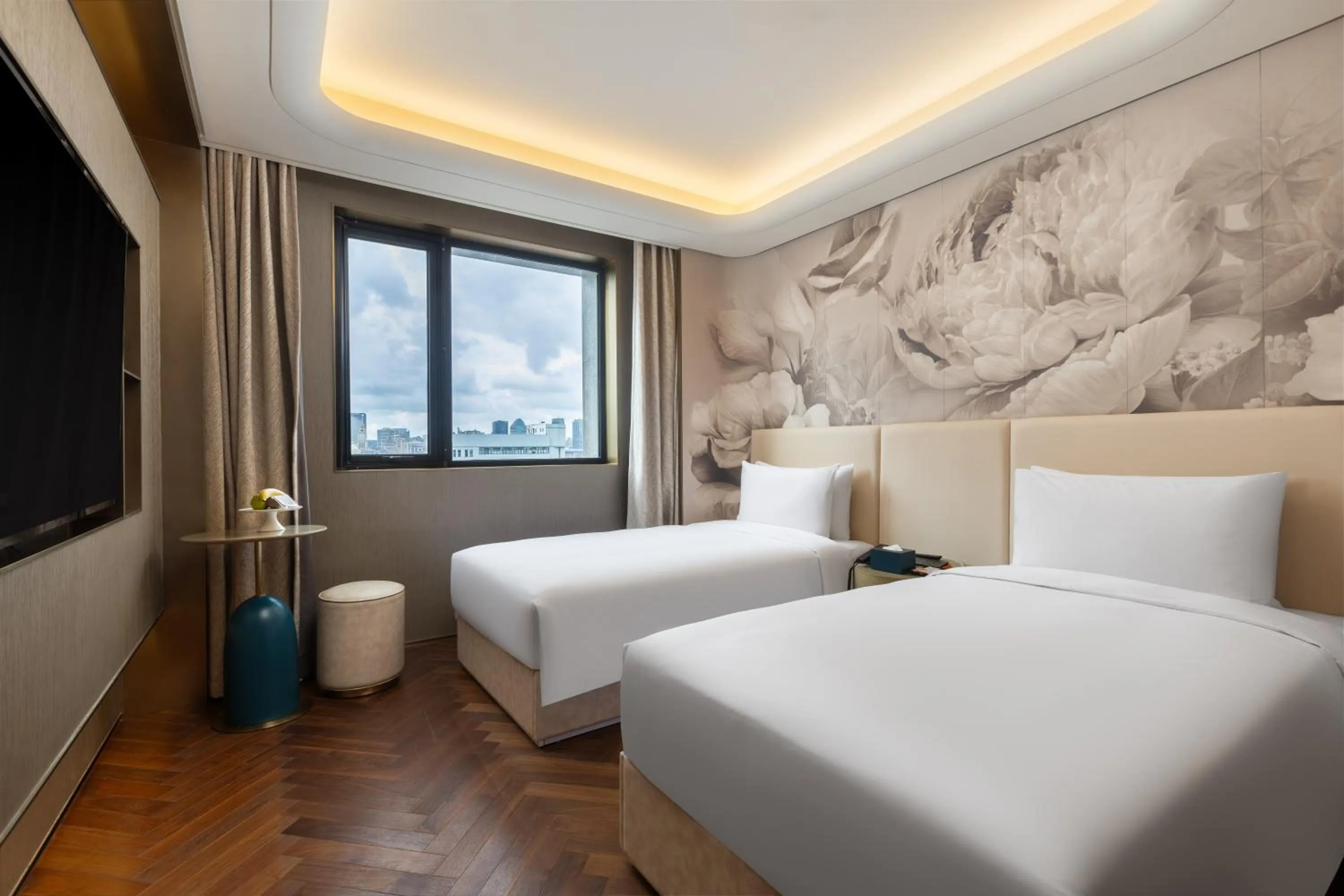 Bedroom, Bed in Blossom House Shanghai On The Bund