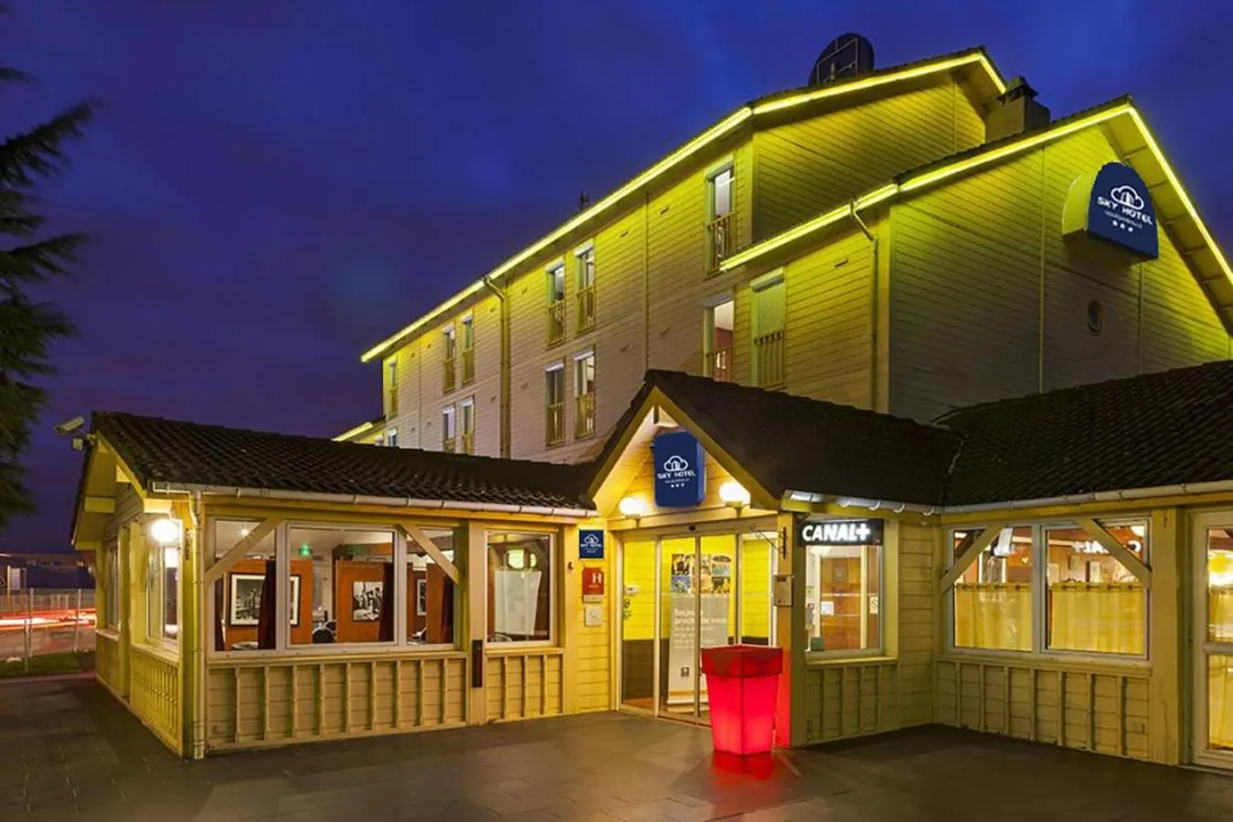 Sky Hotel Goussainville Charles de Gaulle