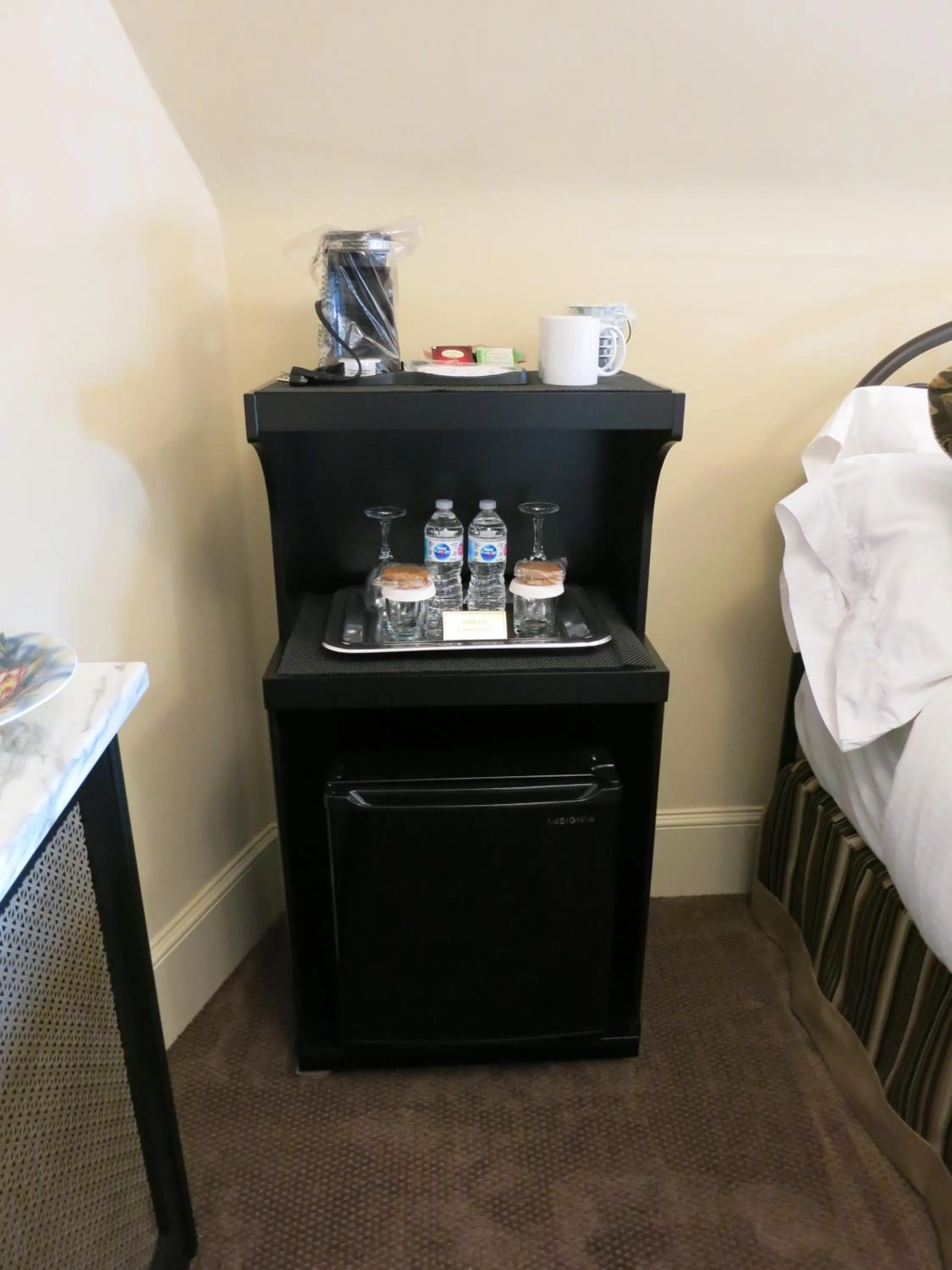 Bed in The Woodview Inn