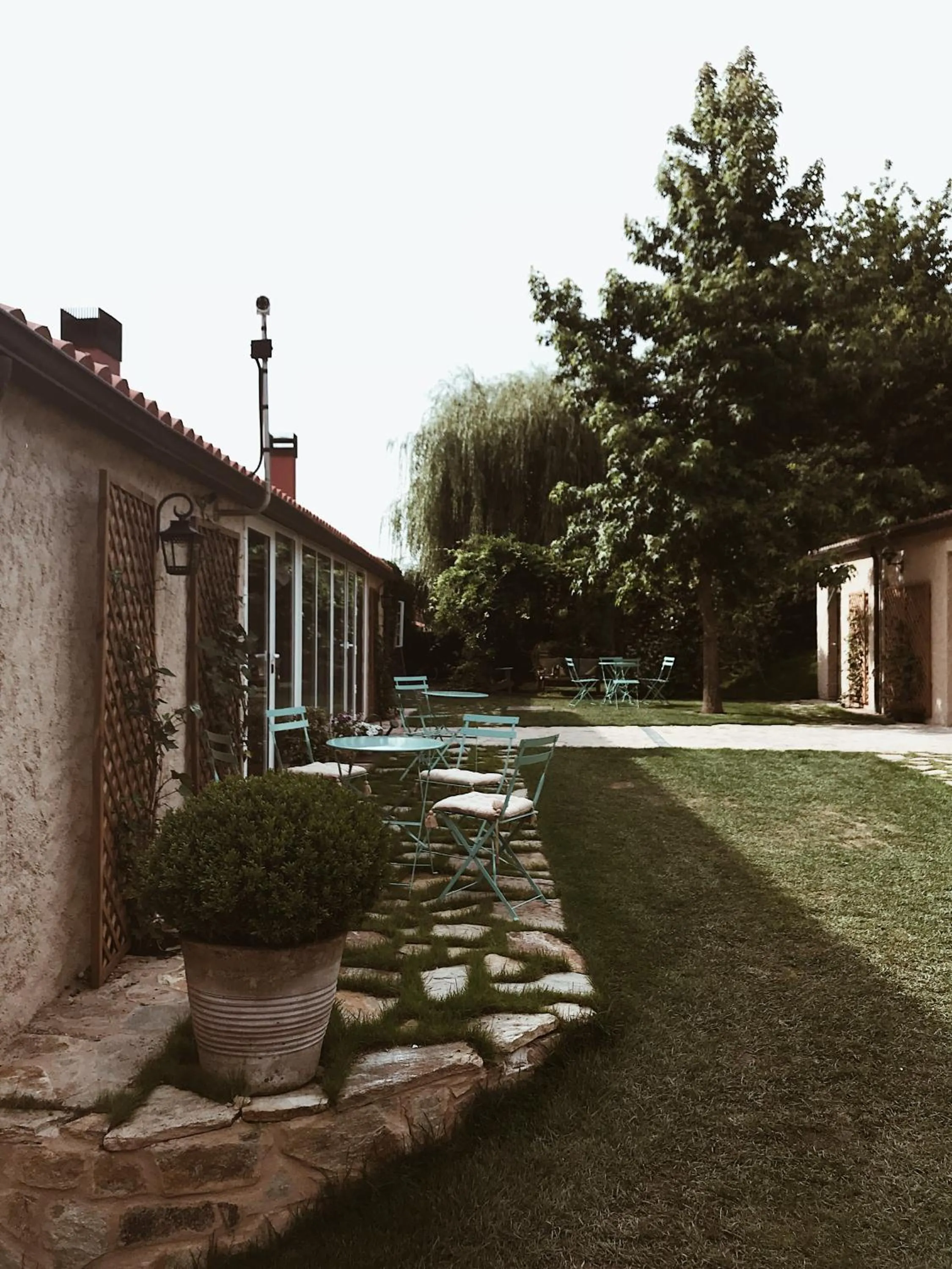 Garden in Eco Hotel Nos