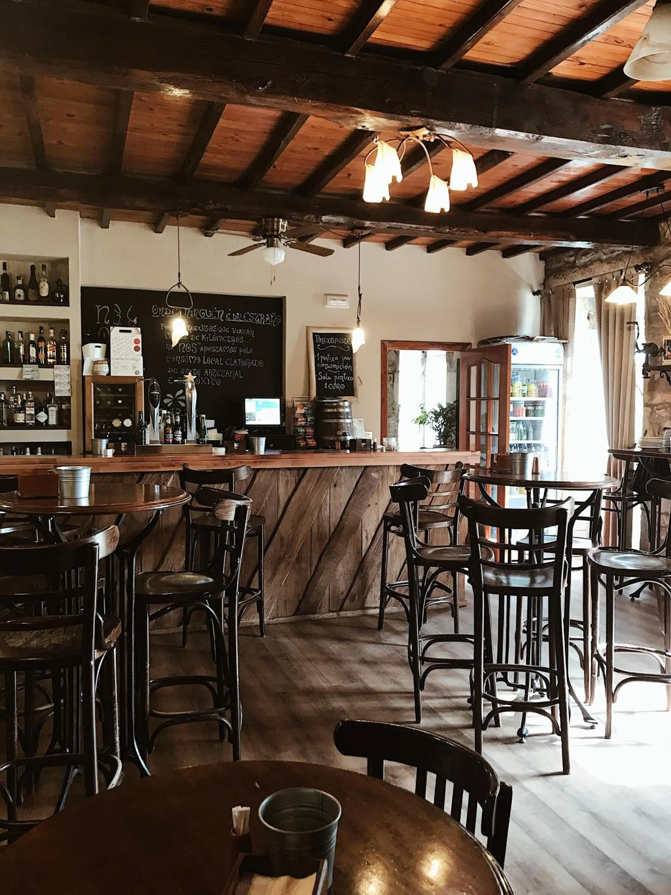 Lounge or bar in Eco Hotel Nos