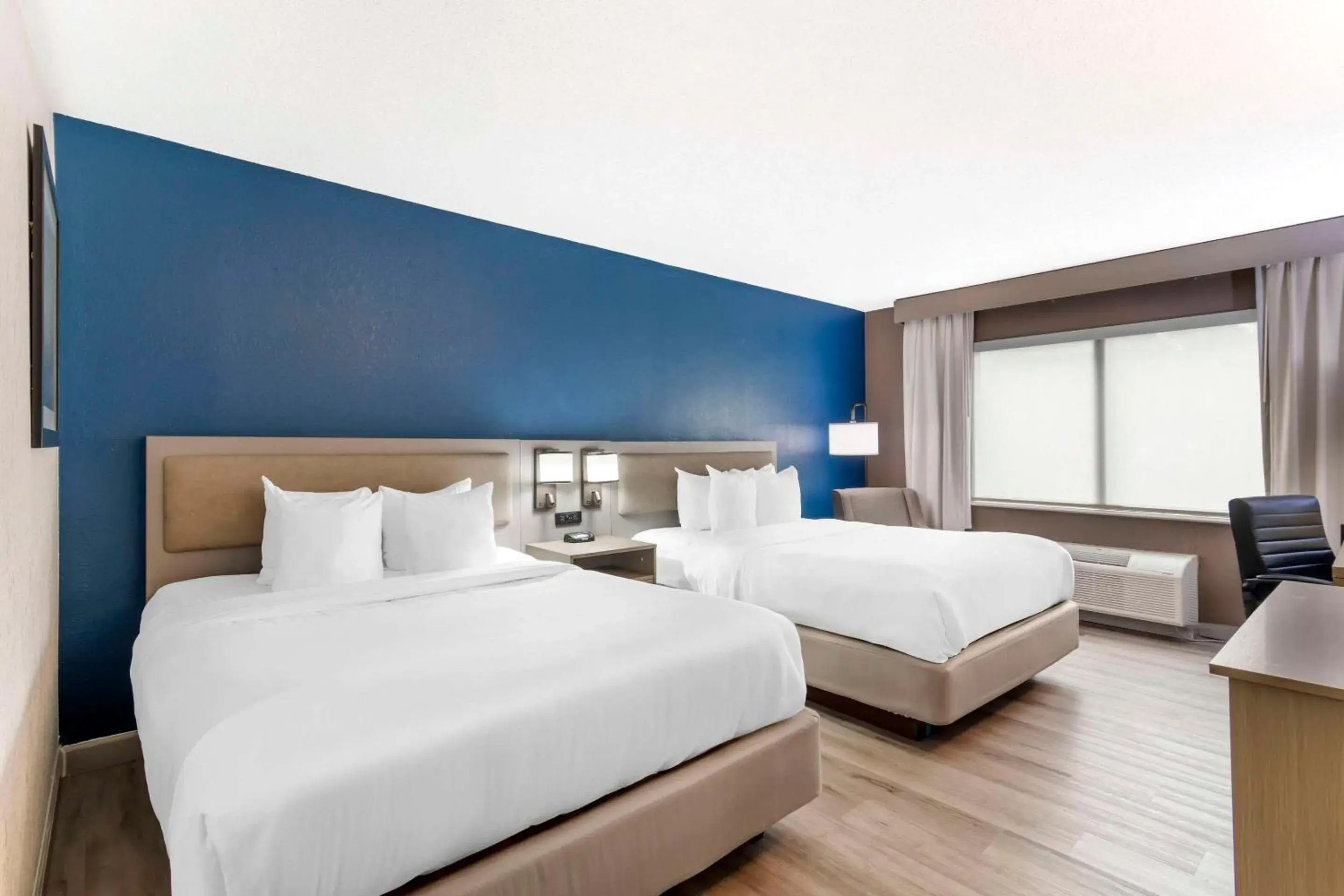 Queen Room with Two Queen Beds - Non-Smoking in Comfort Inn Alpharetta-Atlanta North Queen Room with Two Queen Beds - Non-Smoking in Comfort Inn Alpharetta-Atlanta North