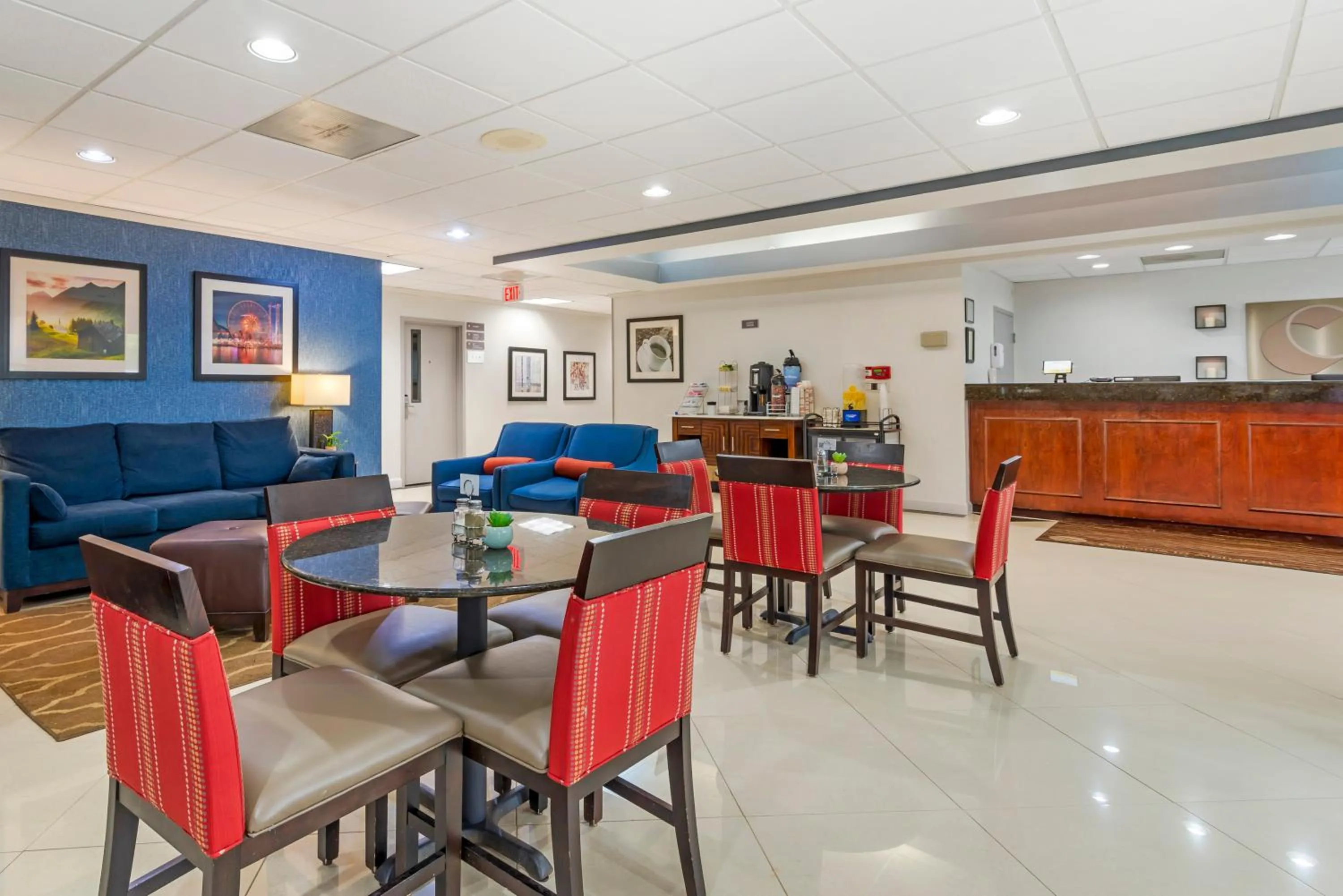 Restaurant/places to eat in Comfort Inn Alpharetta-Atlanta North