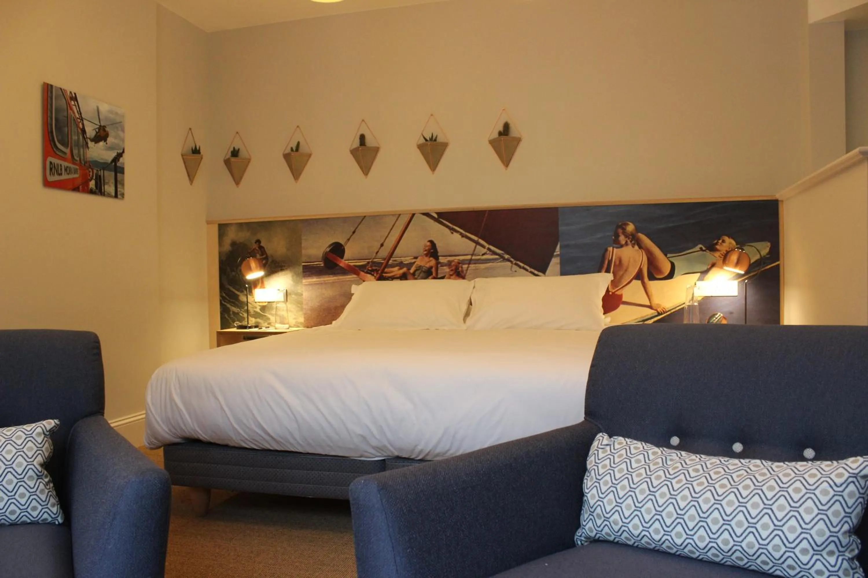 Photo of the whole room, Bed in The Tilman