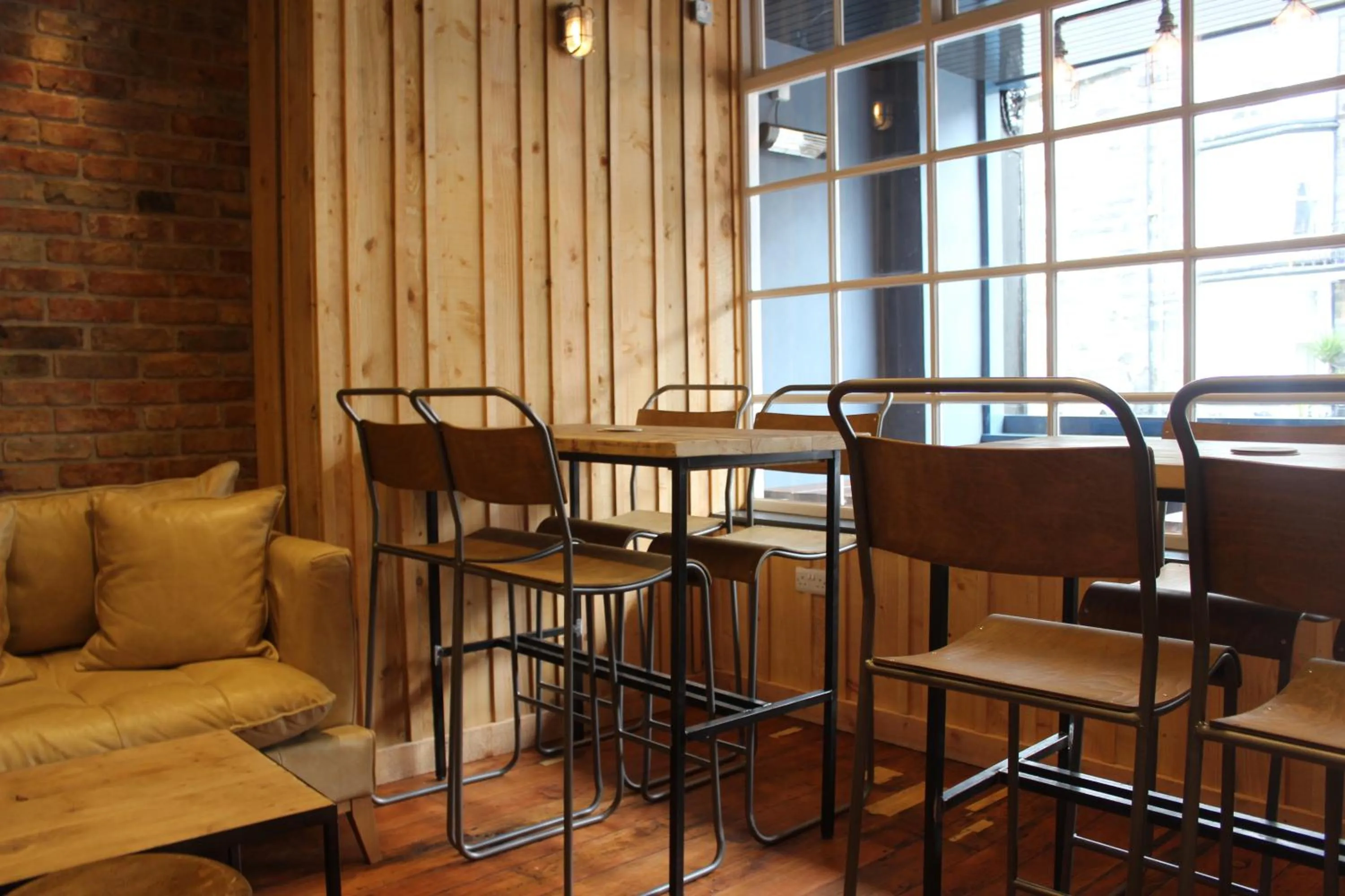 Restaurant/places to eat in The Tilman