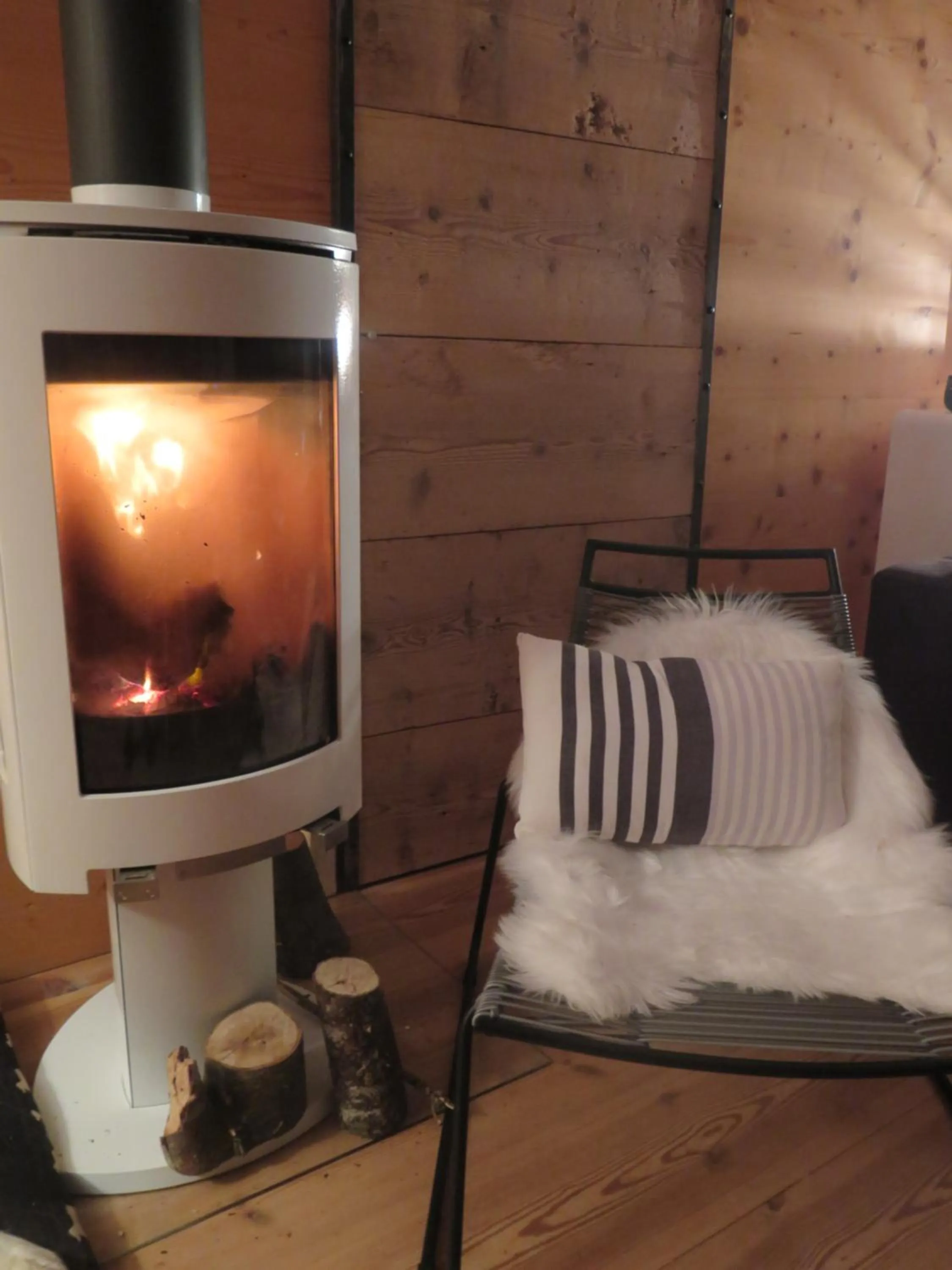 Area and facilities in Le Chalet Du Blanc Spa yoga