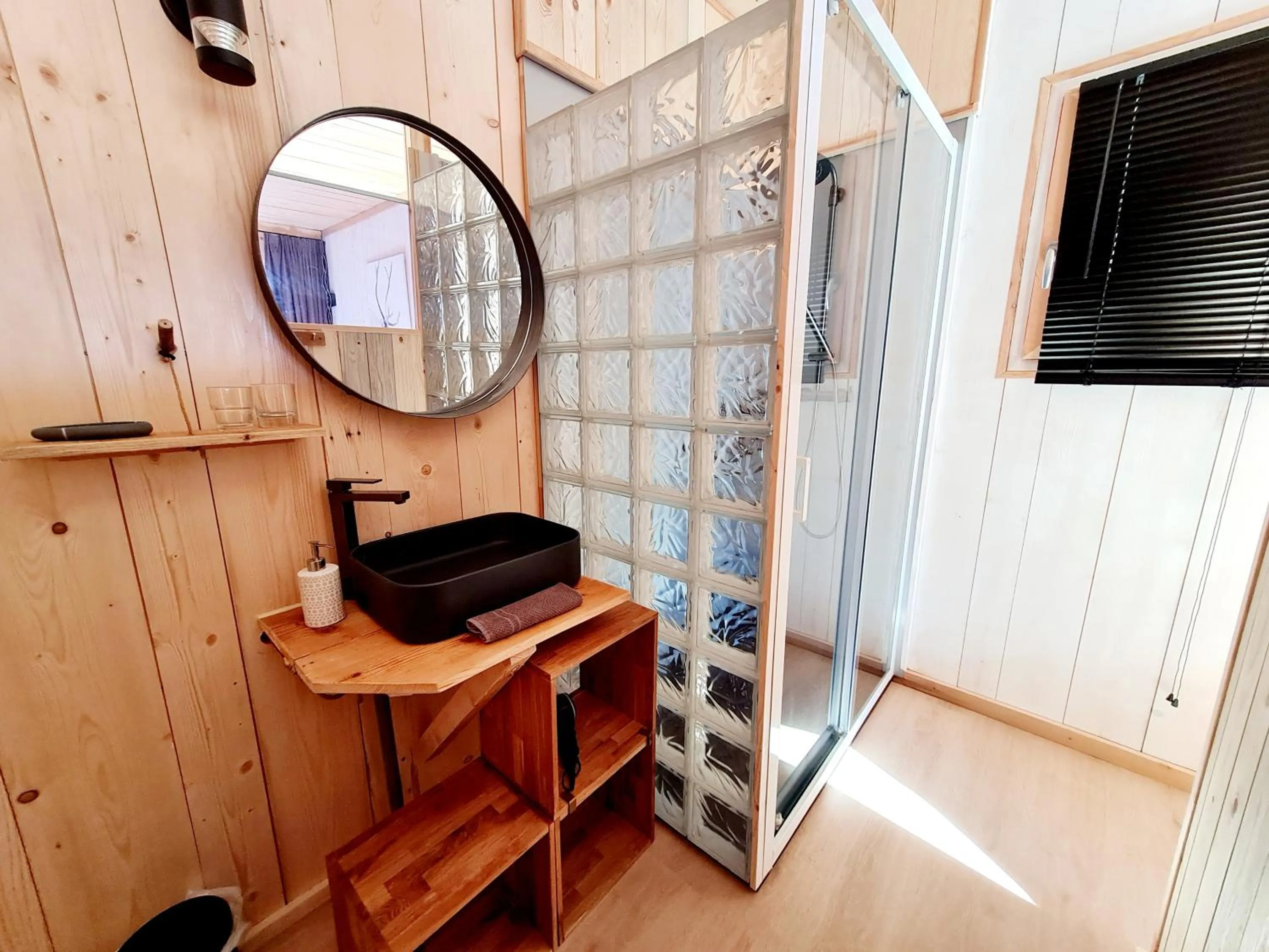 Bathroom in Le Chalet Du Blanc Spa yoga