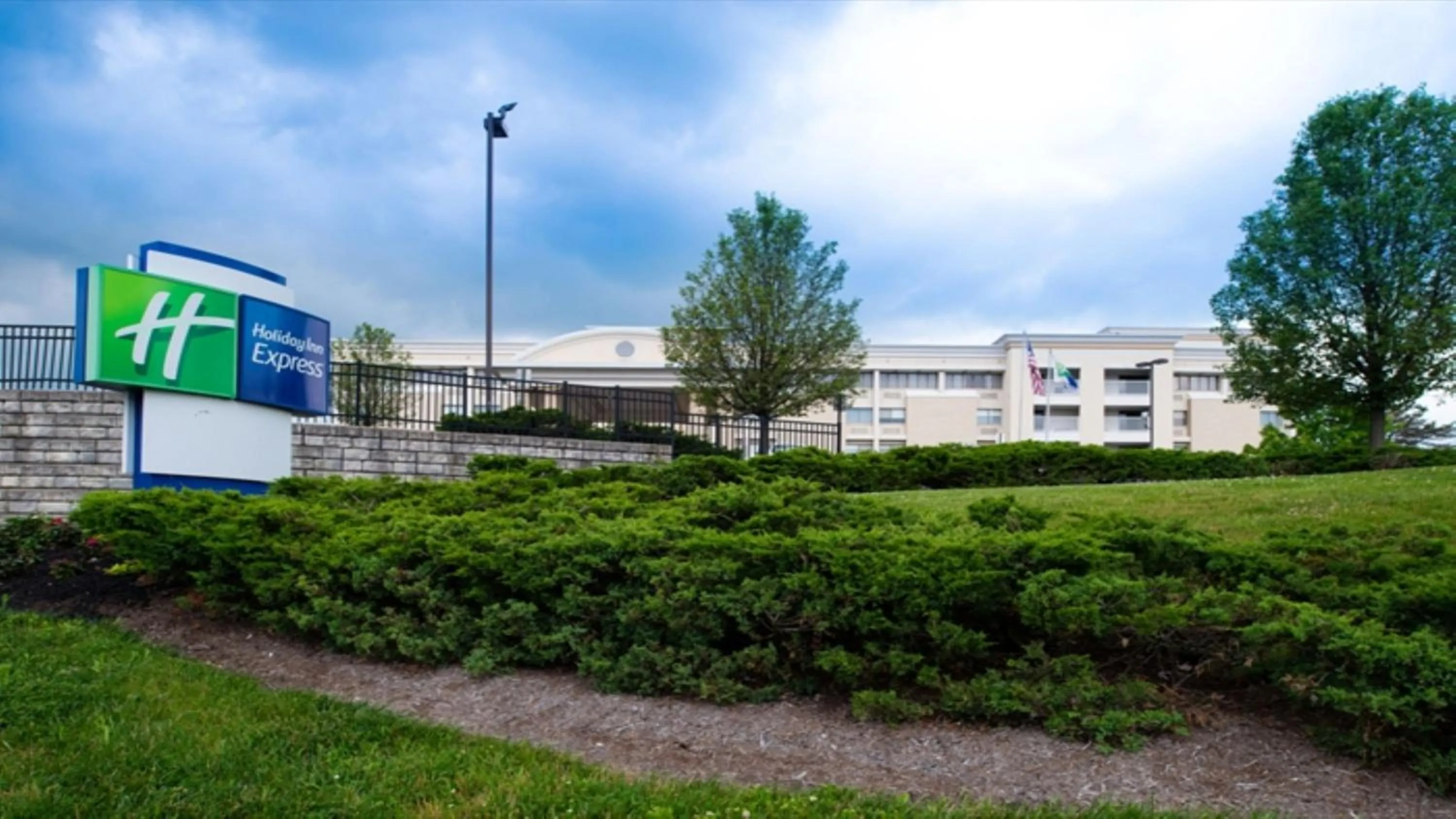 Property building in Holiday Inn Express Cincinnati West by IHG