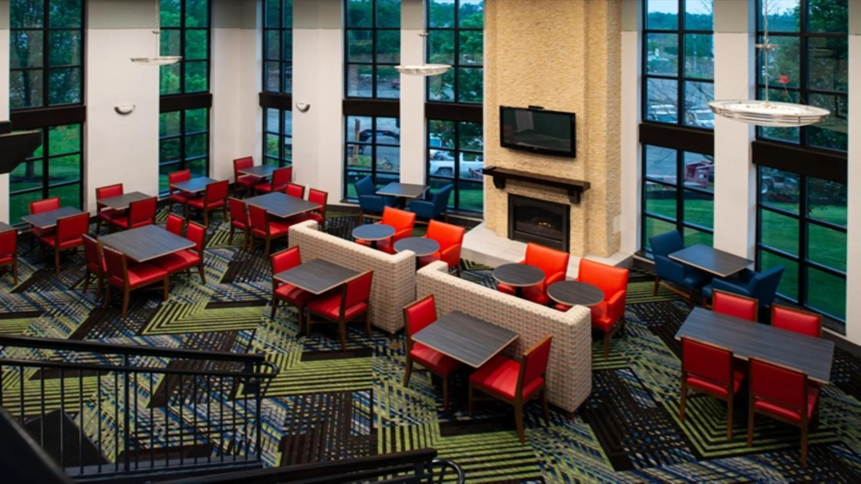 Breakfast in Holiday Inn Express Cincinnati West by IHG