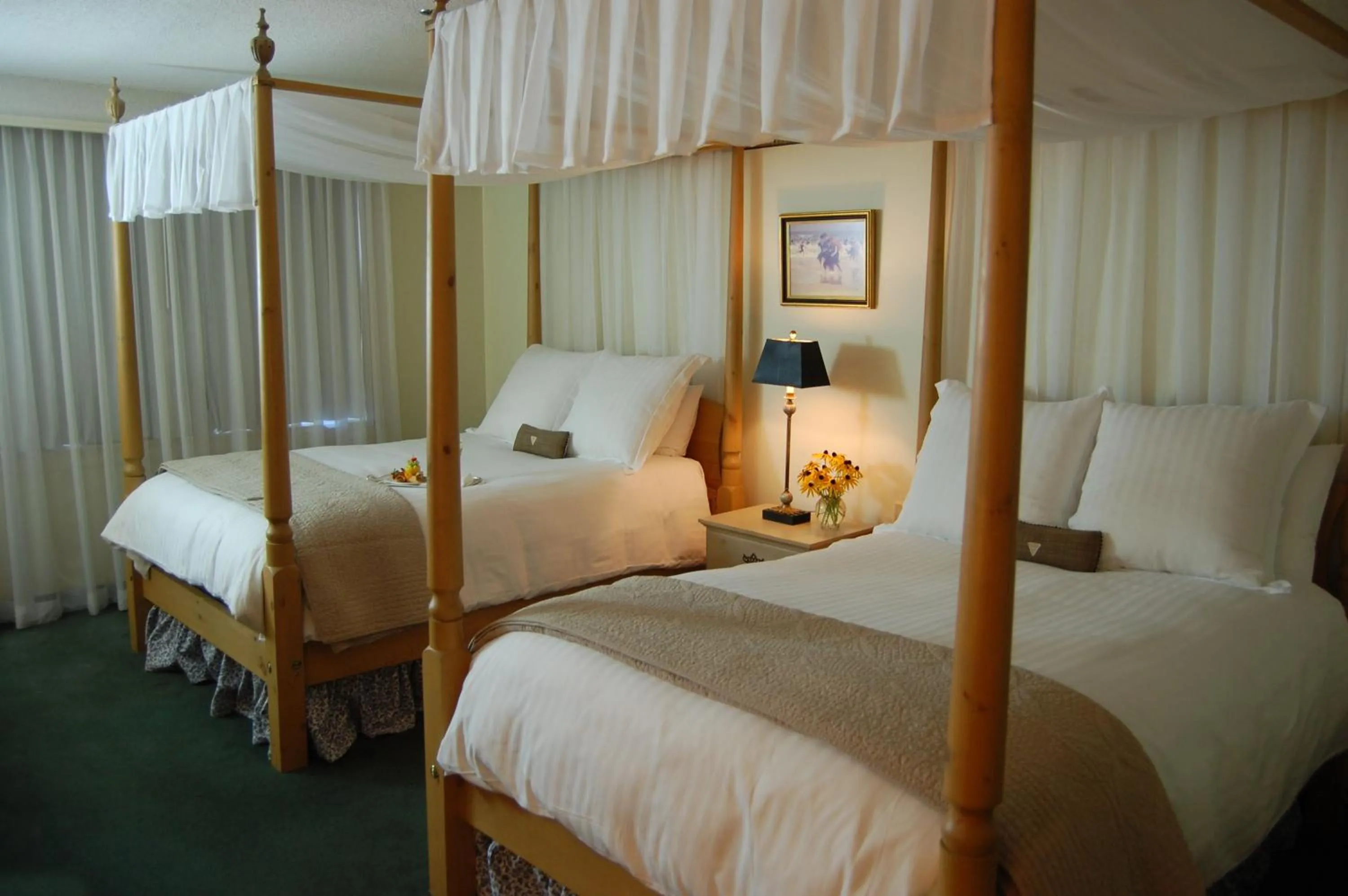 Bed in The Simsbury Inn