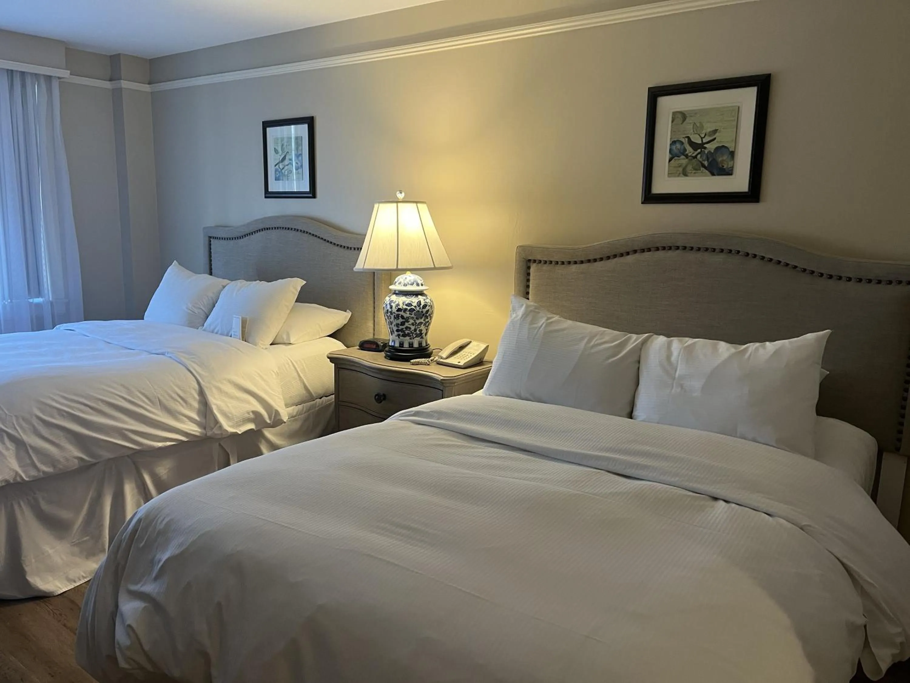 Bed in The Simsbury Inn