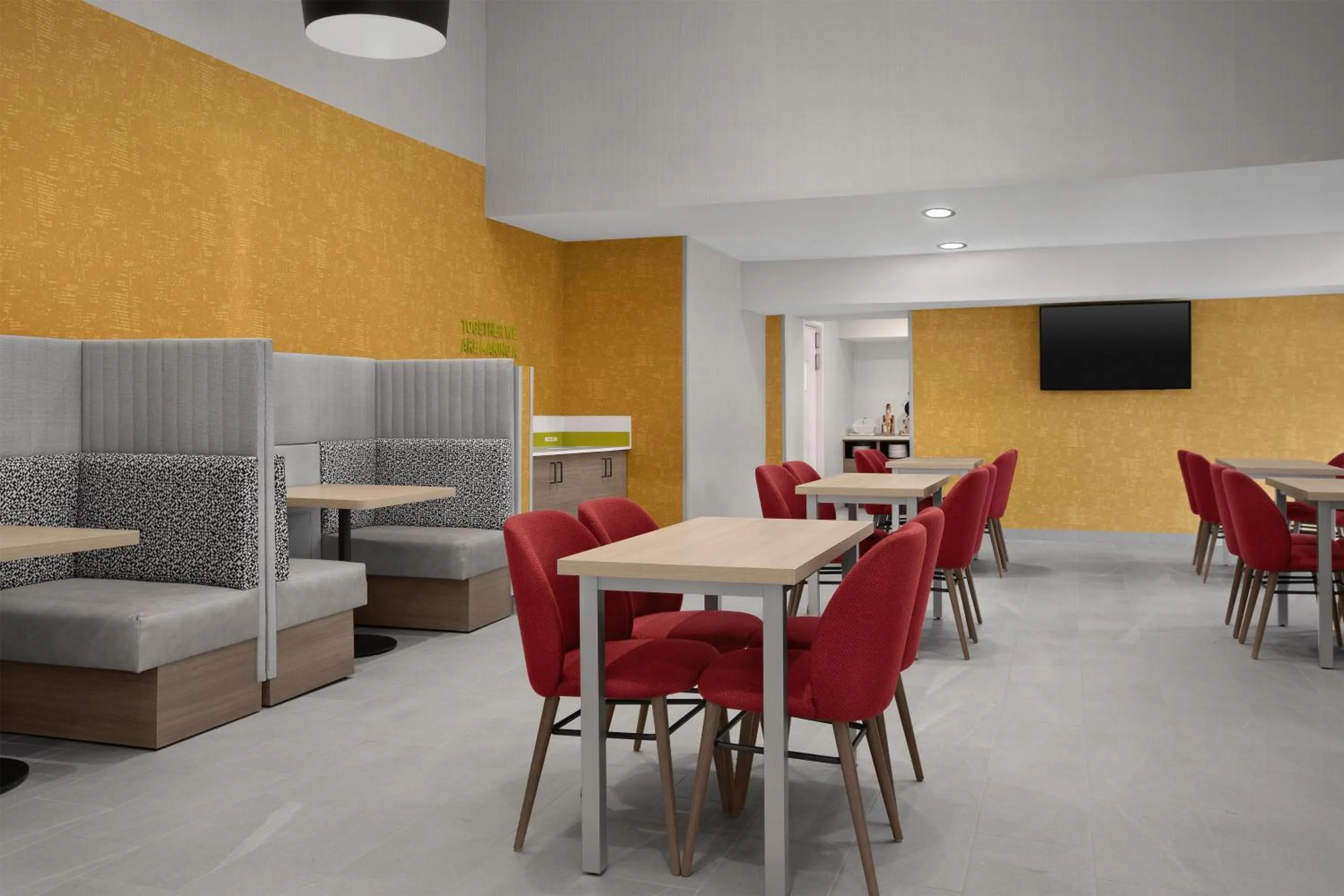 Breakfast in Home2 Suites by Hilton Scottsdale Old Town