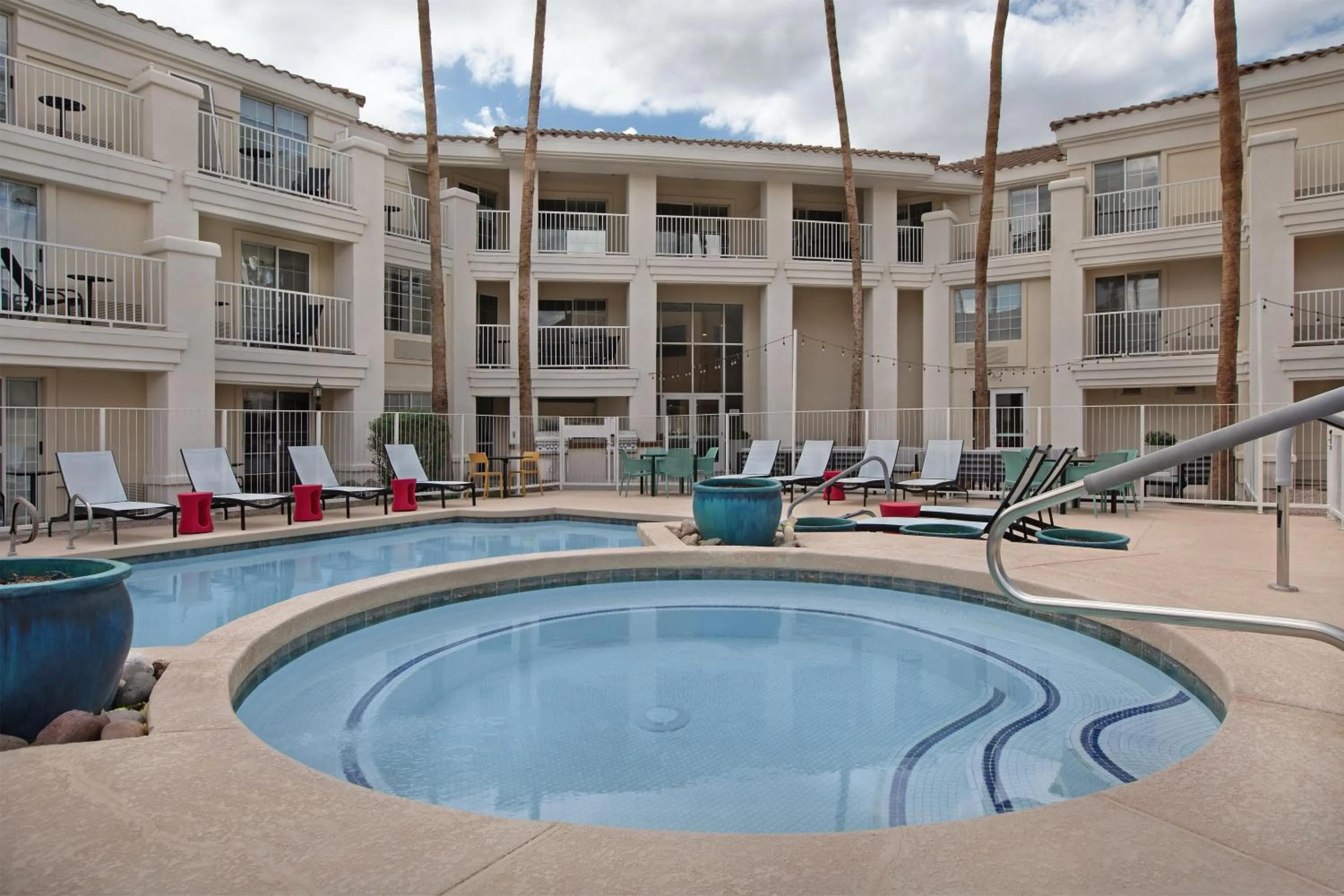Pool view in Home2 Suites by Hilton Scottsdale Old Town